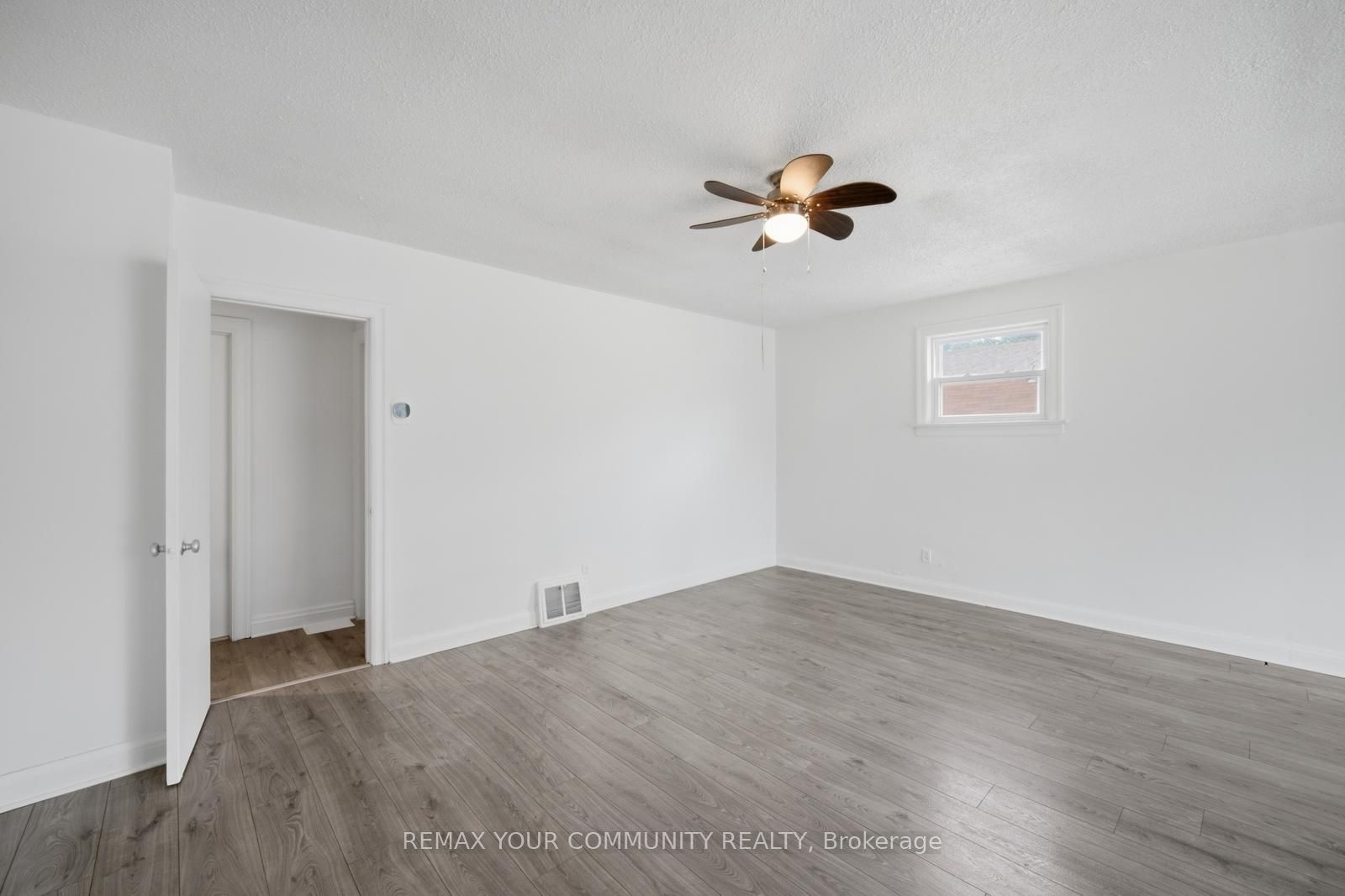 60 Church Street S, New Tecumseth, ON L9R 1G9 photo 4