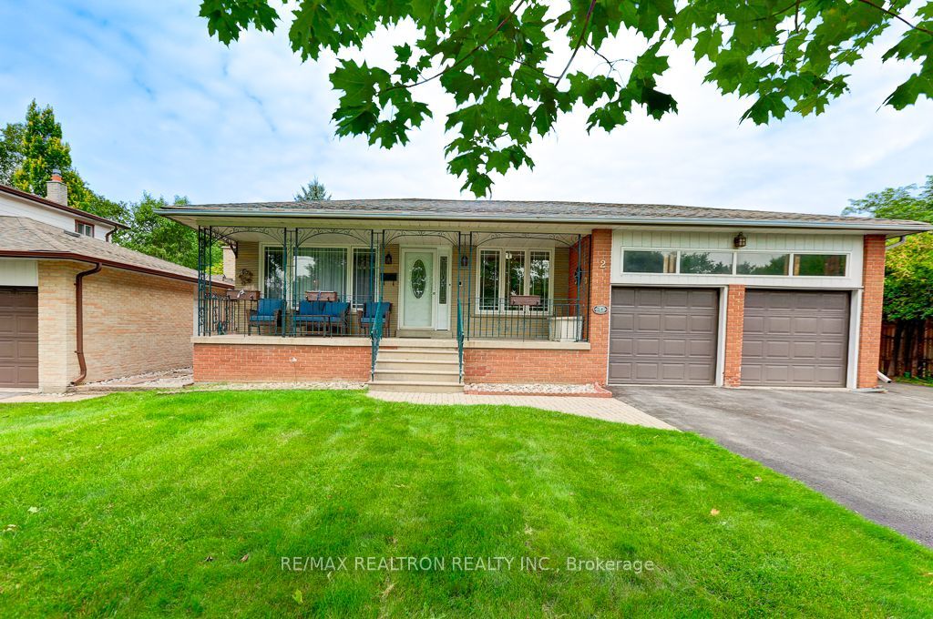2 Captain Armstrong Lane, Markham, ON L3P 3C9 photo 2