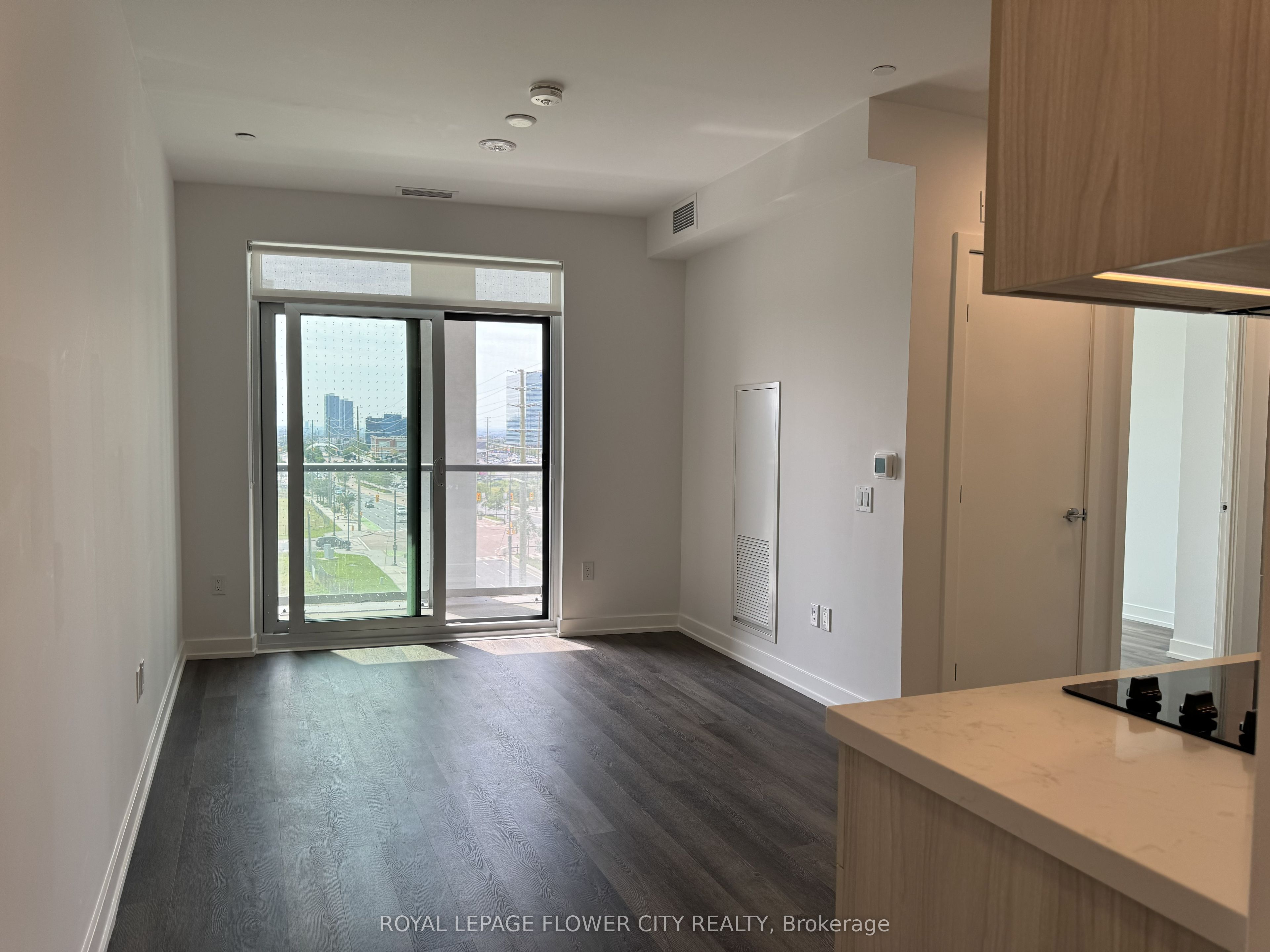 5 Meadowdale Road 513, Vaughan, ON L4K 0C7 photo 3