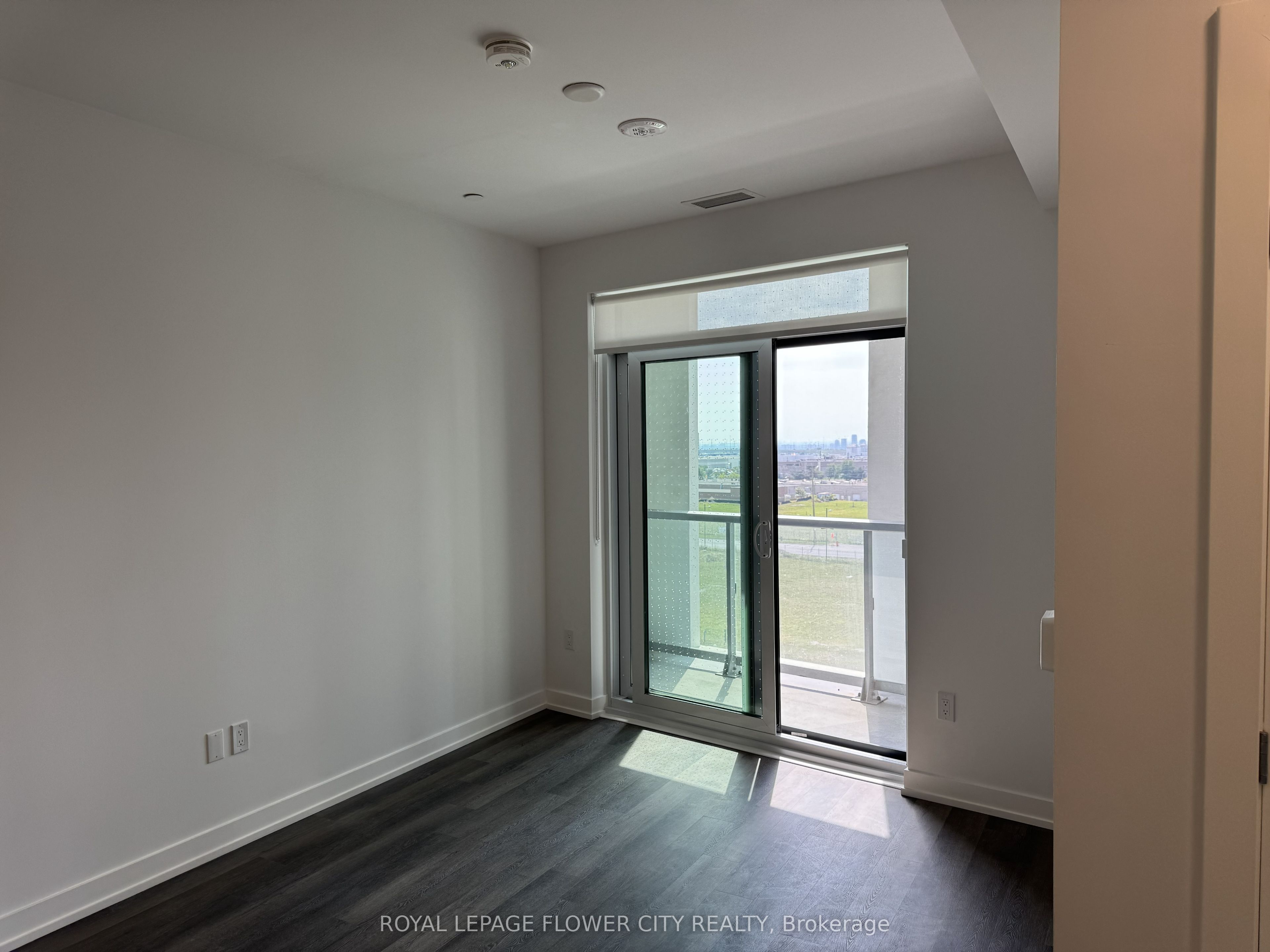 5 Meadowdale Road 513, Vaughan, ON L4K 0C7 photo 5
