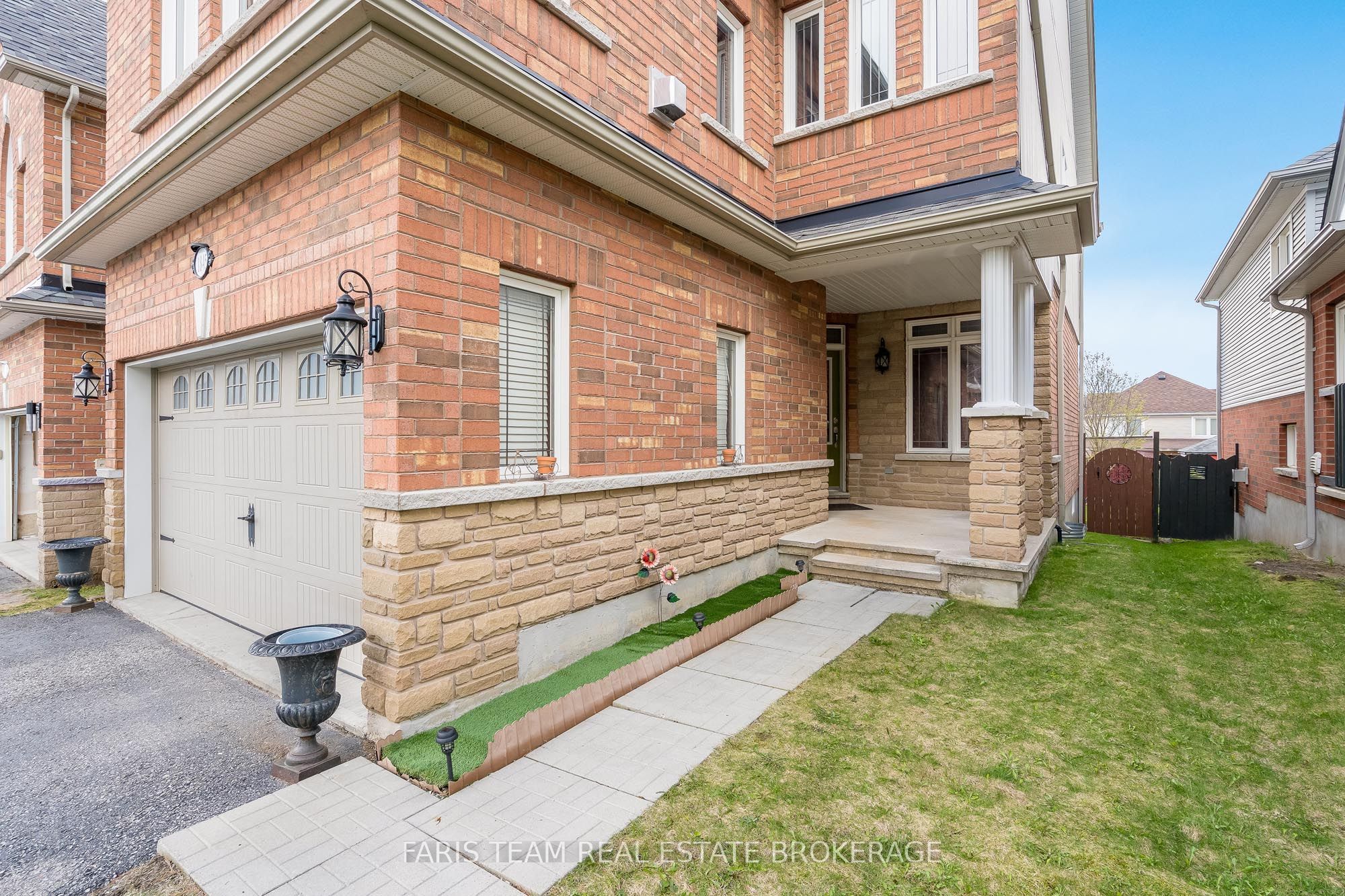 1845 Lamstone Street, Innisfil, ON L9S 4Z8 photo 4