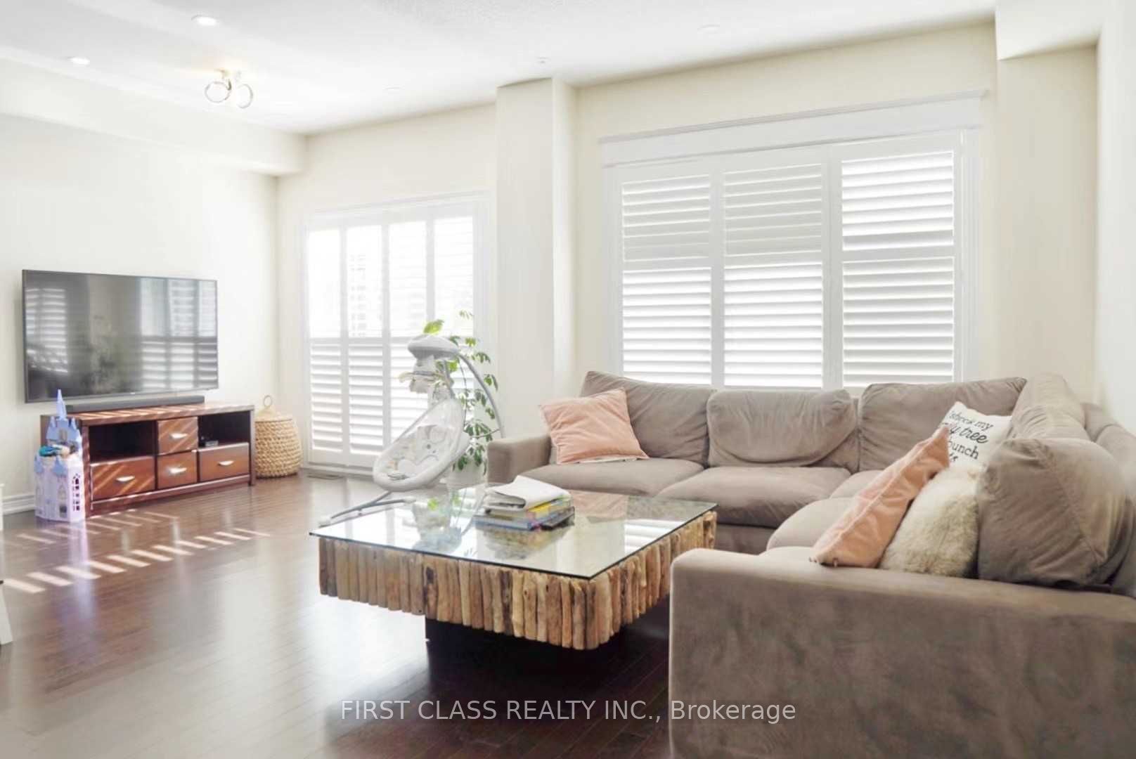 11 Twinflower Lane, Richmond Hill, ON L4E 1E7 photo 3
