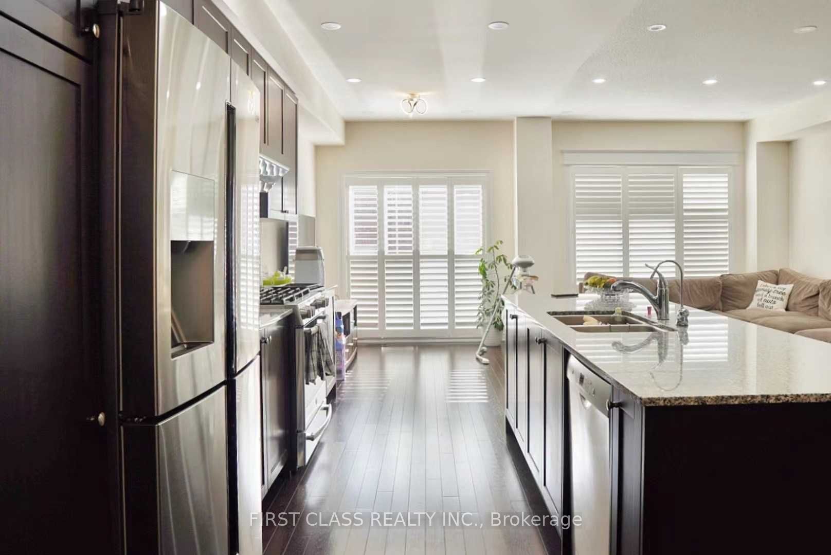 11 Twinflower Lane, Richmond Hill, ON L4E 1E7 photo 5