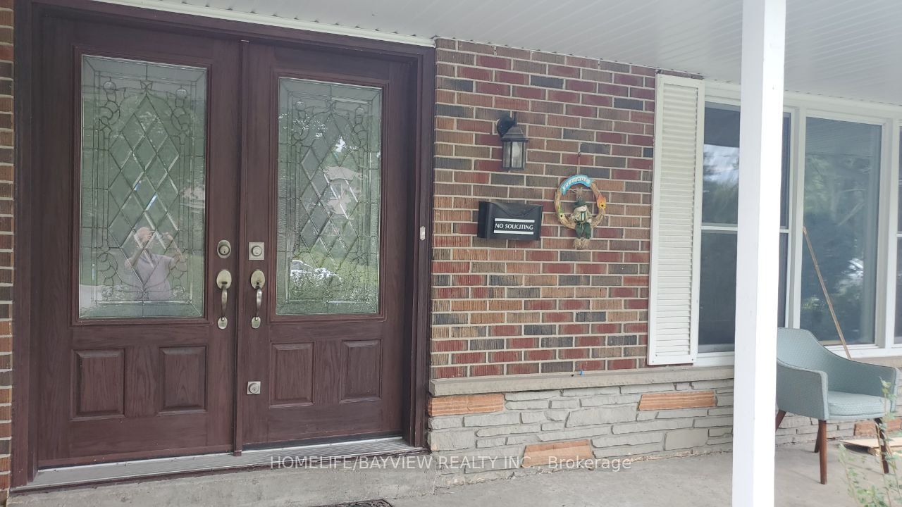 52 Wild Cherry Lane, Markham, ON L3T 3T4 photo 3