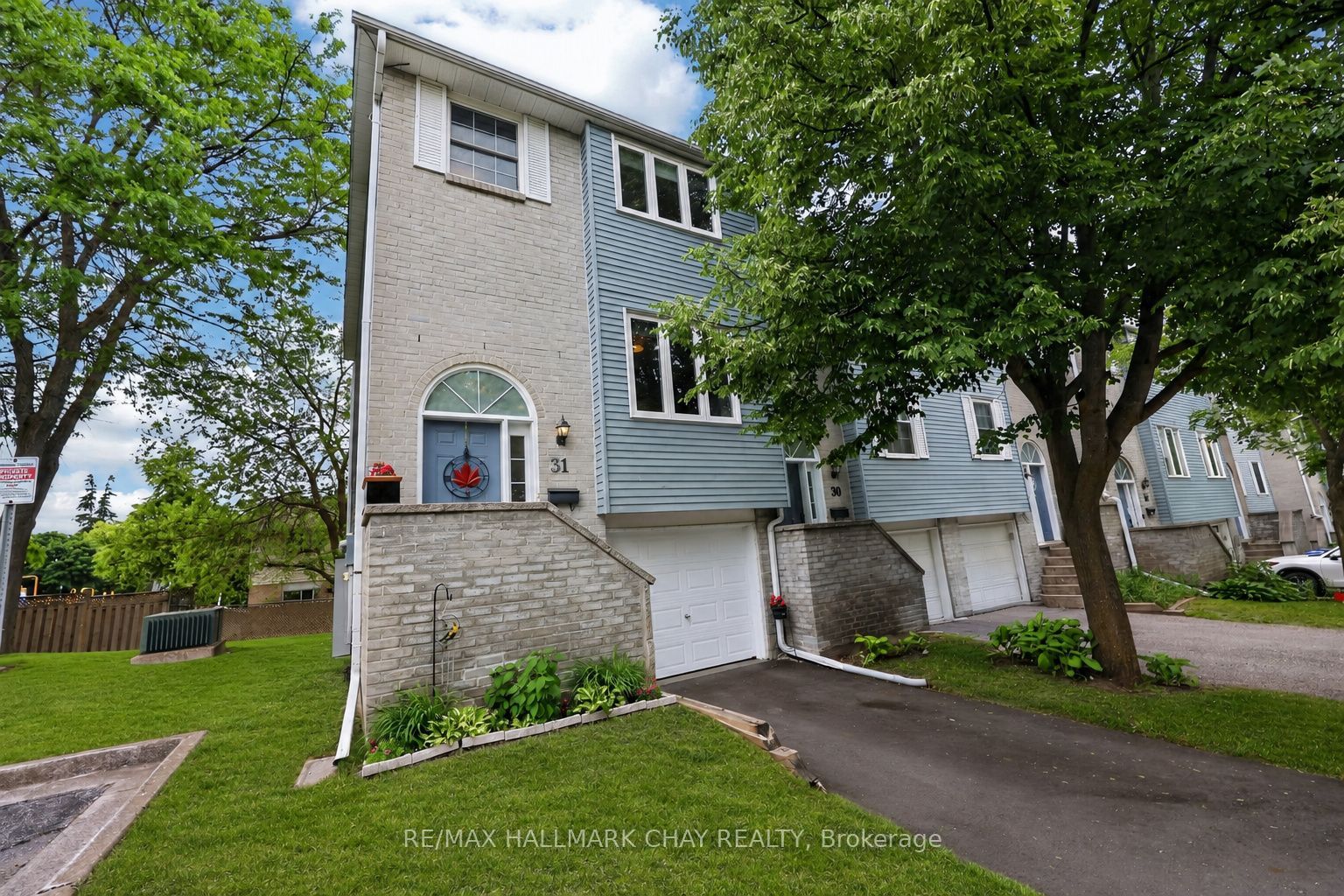31 Harmony Circle, Bradford West Gwillimbury, ON L3Z 2T8