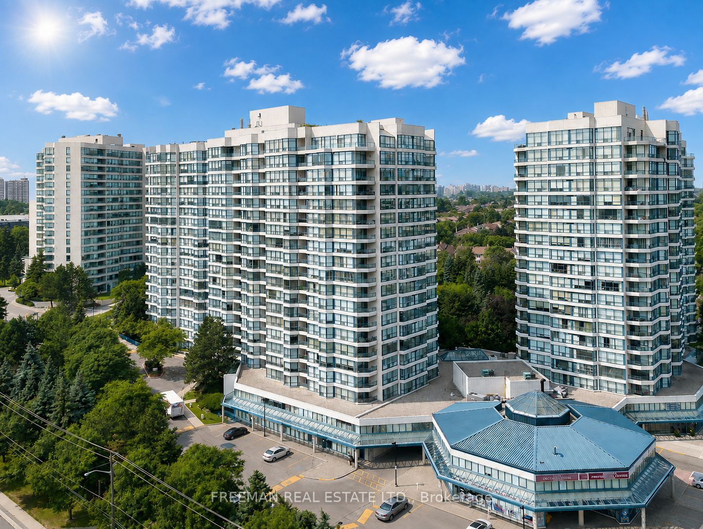 7300 Yonge Street 1111, Vaughan, ON L4J 7Y5