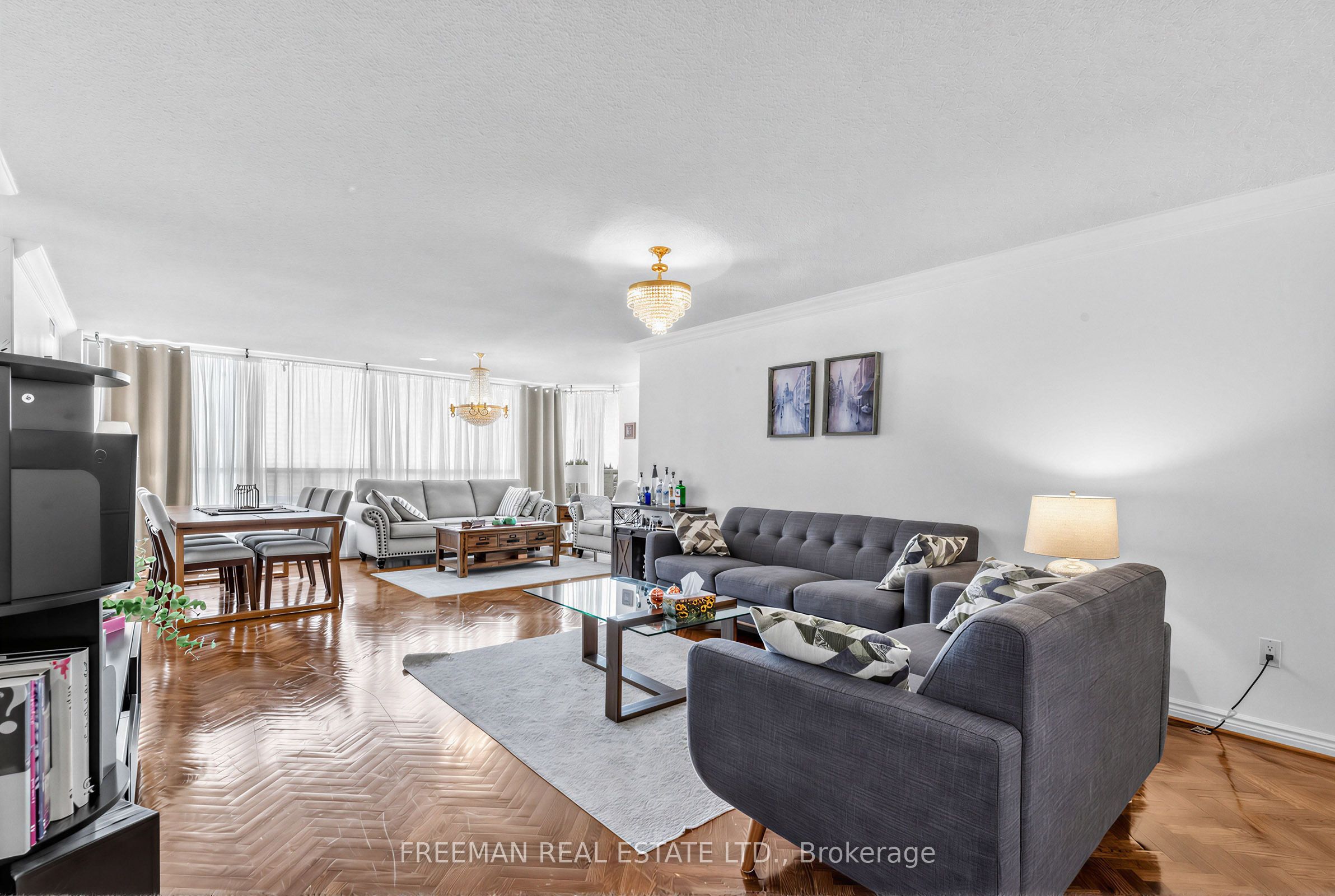 7300 Yonge Street 1111, Vaughan, ON L4J 7Y5 photo 5
