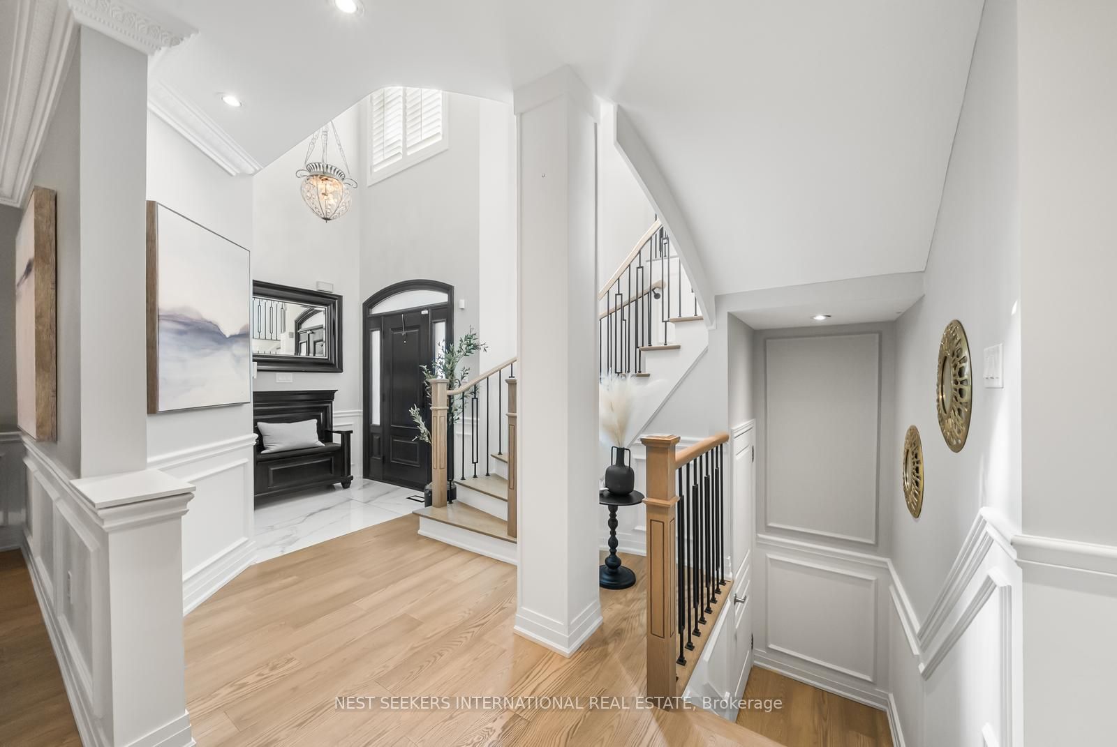 37 RAVINE EDGE Drive, Richmond Hill, ON L4E 4J3 photo 3