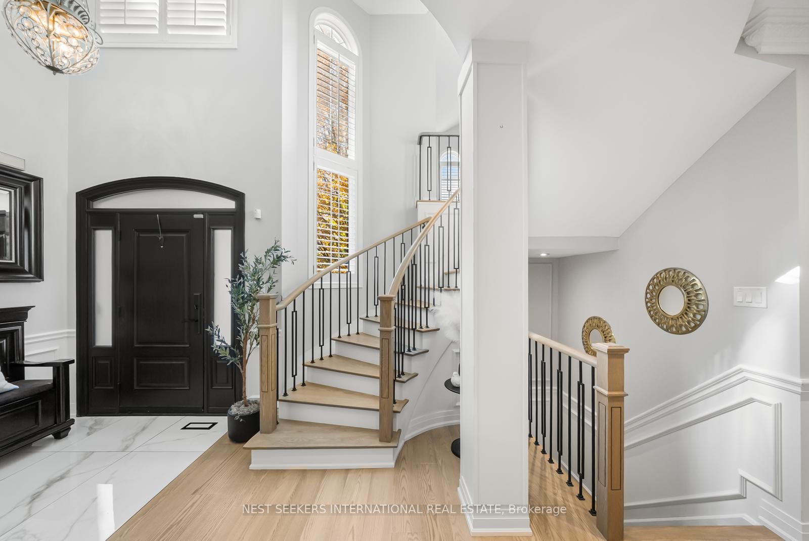 37 RAVINE EDGE Drive, Richmond Hill, ON L4E 4J3 photo 5