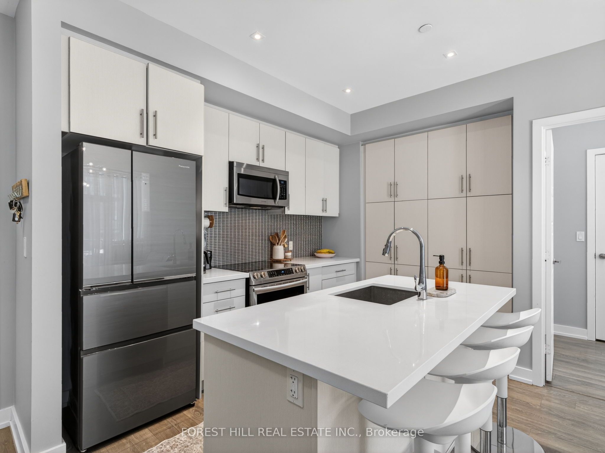 375 Sea Ray Avenue 133, Innisfil, ON L9S 0L9 photo 4