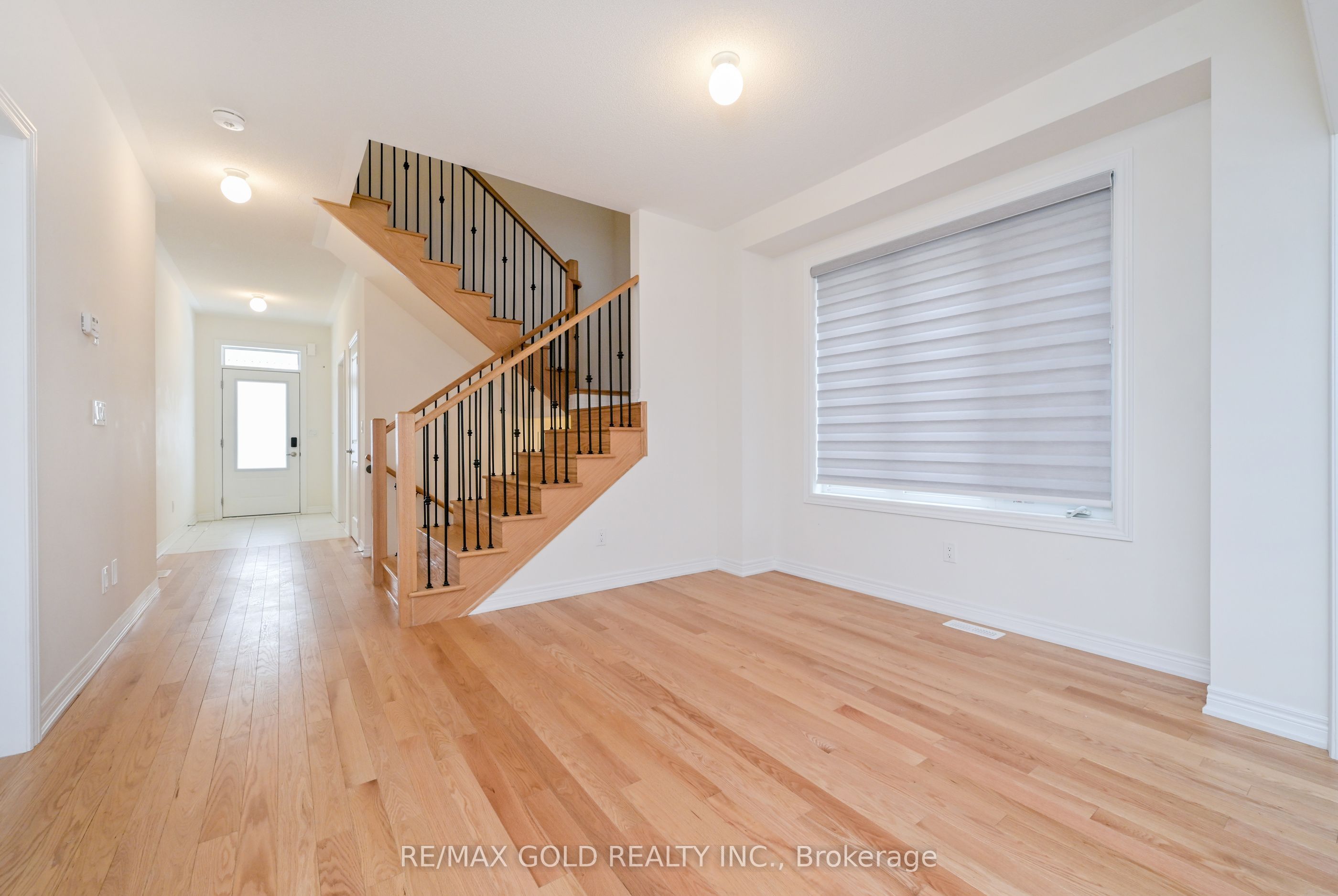 1345 Davis Loop, Innisfil, ON L0L 0B1 photo 4