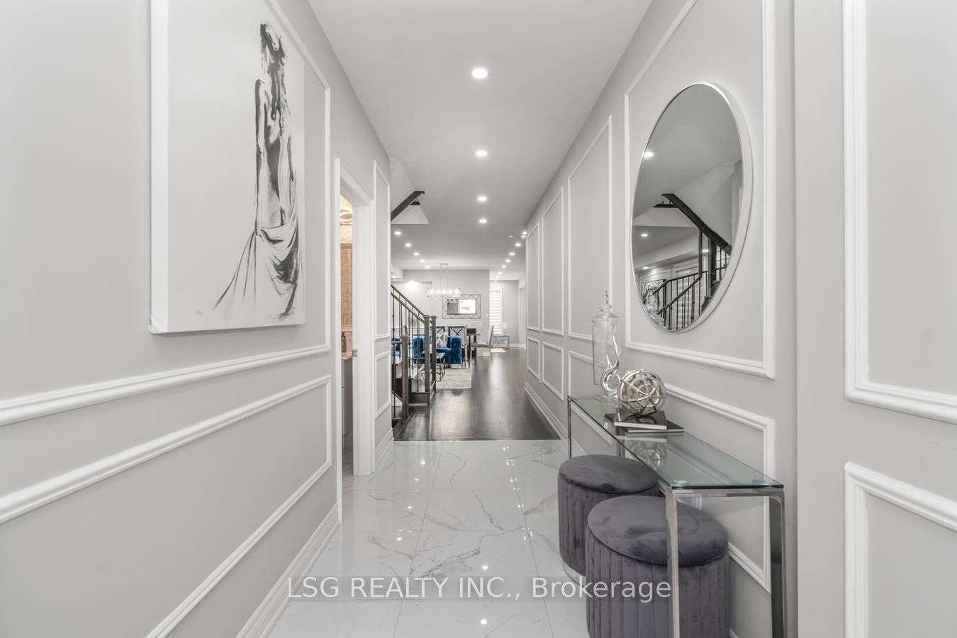 19 Tesla Crescent Main & Second Floor, East Gwillimbury, ON L9N 1G5 photo 4