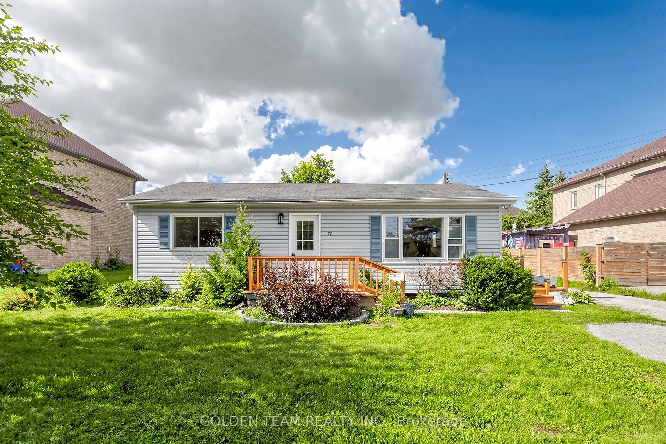 78 Riveredge Drive, Georgina, ON L4P 2P1