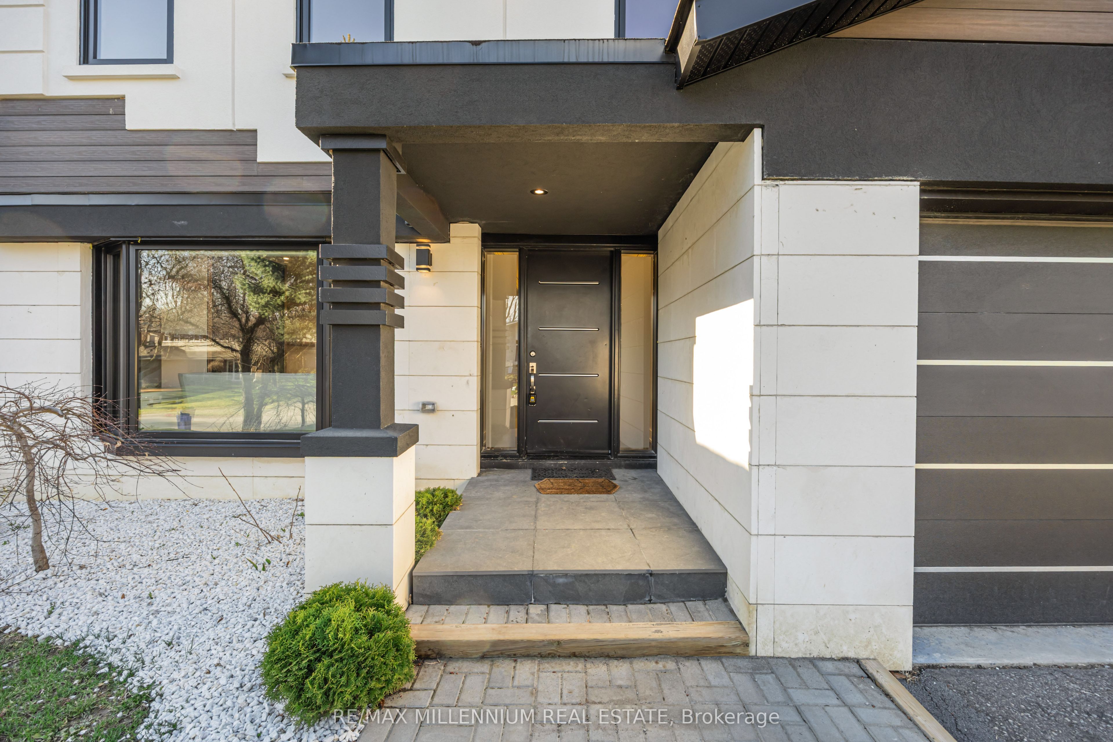 14 Portree Crescent, Markham, ON L3T 3G2 photo 2