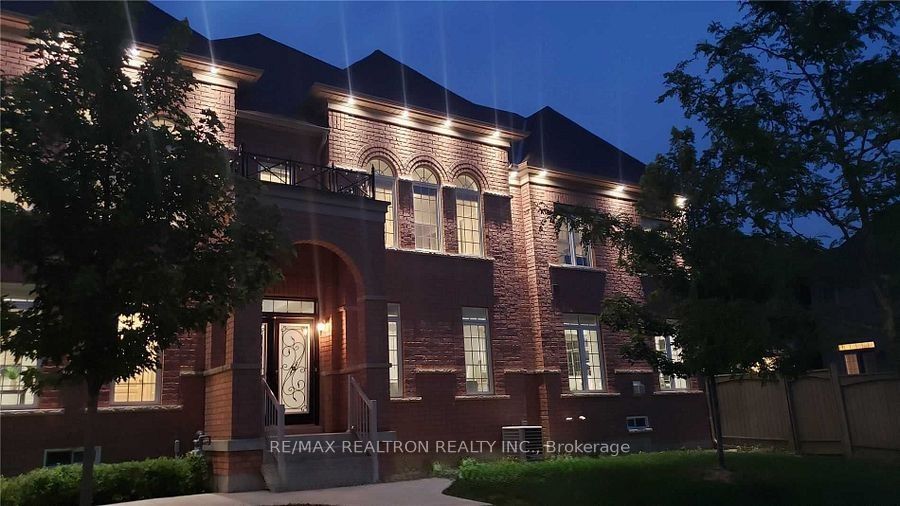 119 Lindbergh Drive, Vaughan, ON L4H 1M1