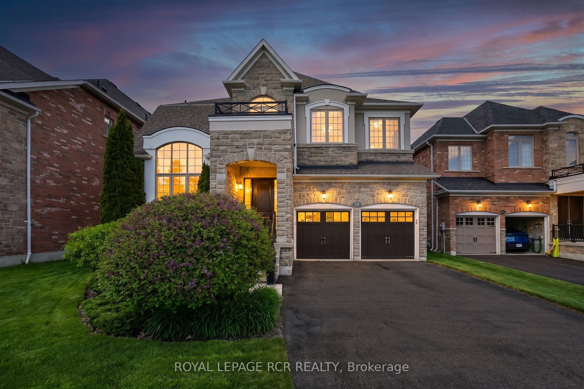 19 Emerald Heights Drive, Whitchurch-Stouffville, ON L4A 0C8 photo 3