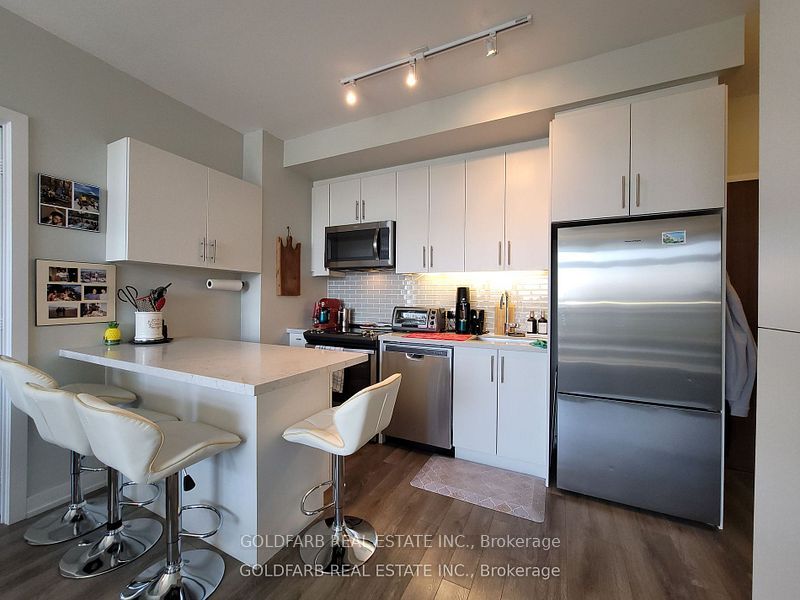 271 Sea Ray Avenue B401, Innisfil, ON L9S 0J4 photo 3