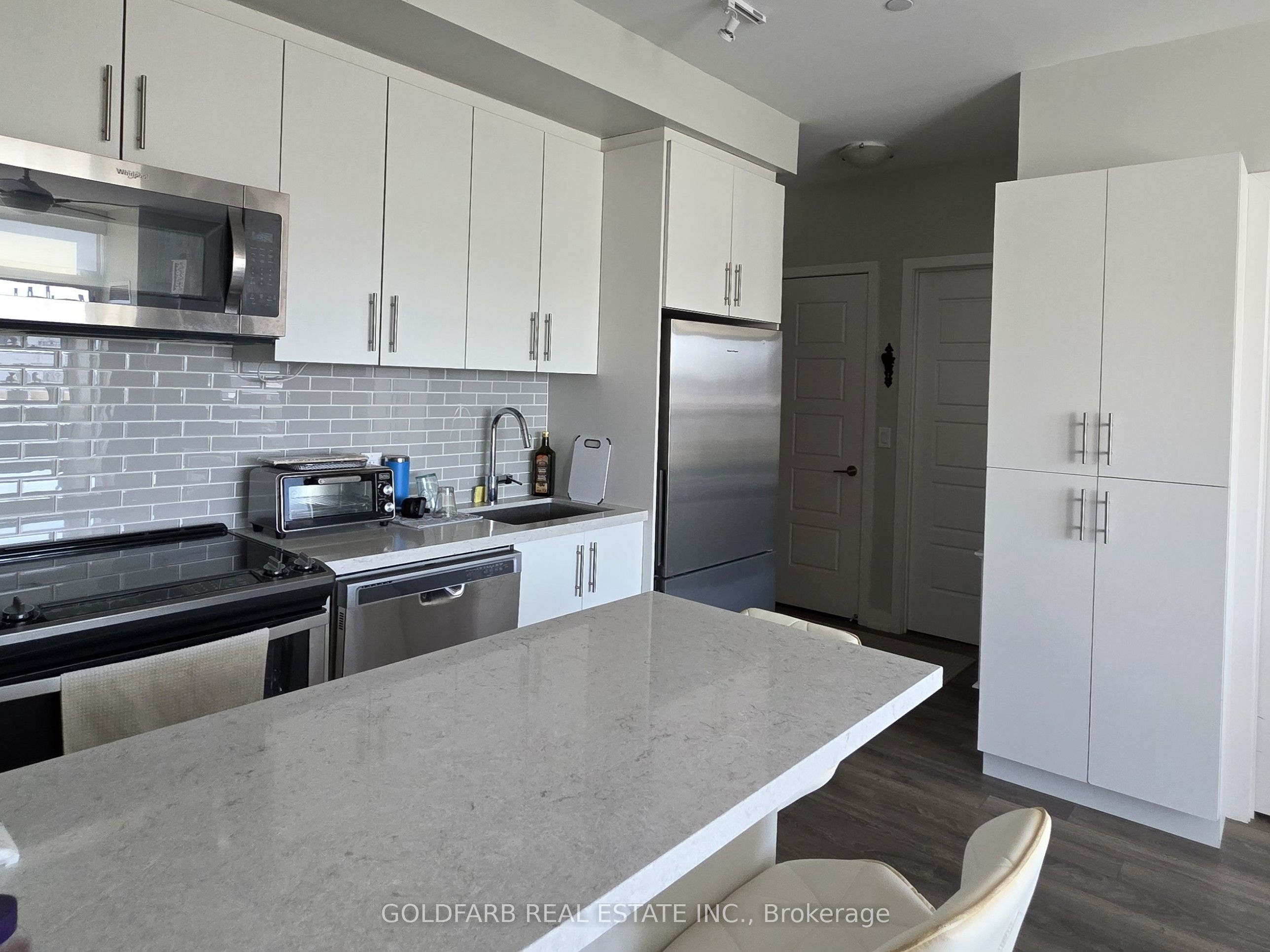 271 Sea Ray Avenue B401, Innisfil, ON L9S 0J4 photo 4