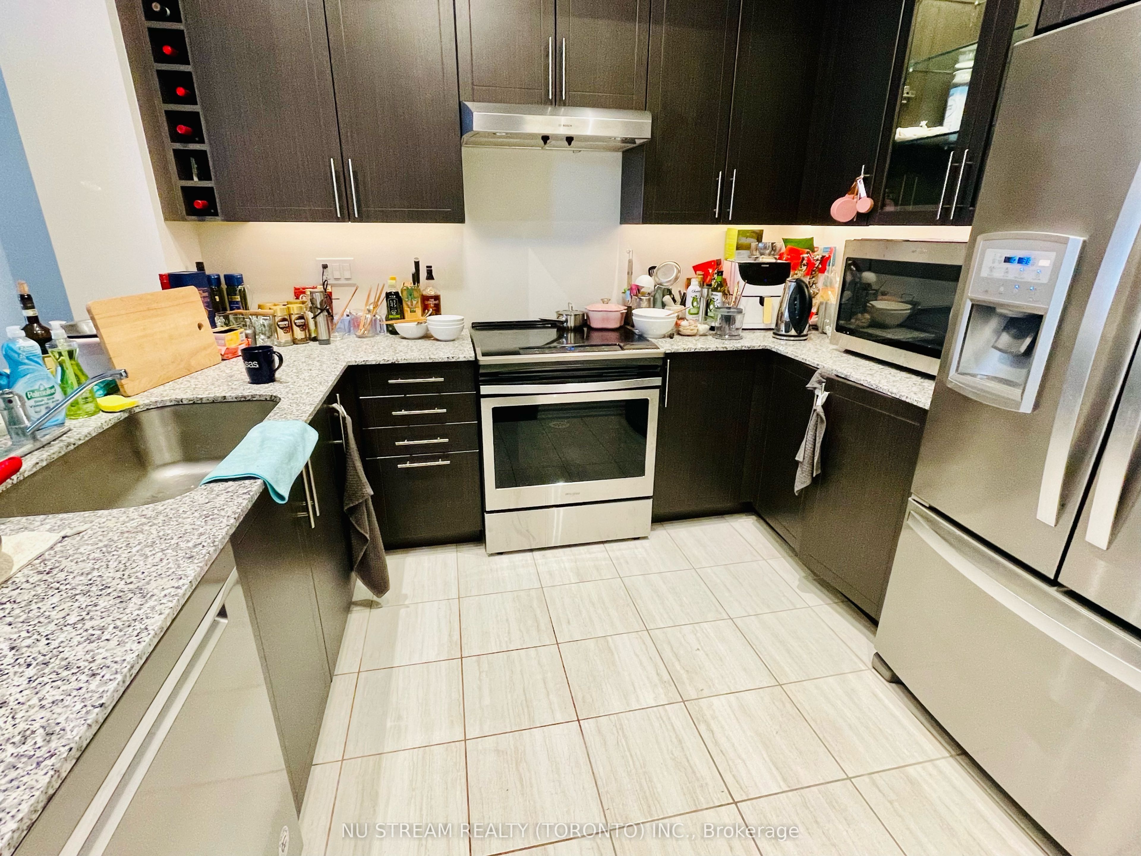 181 Parktree Drive 18, Vaughan, ON L6A 5B1 photo 3