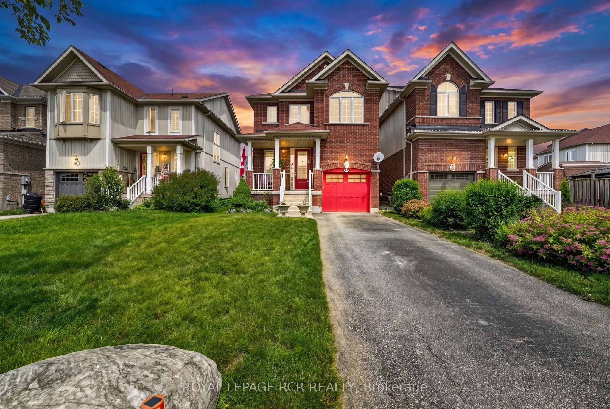 64 Legion Way, Essa, ON L0M 1B5 photo 2