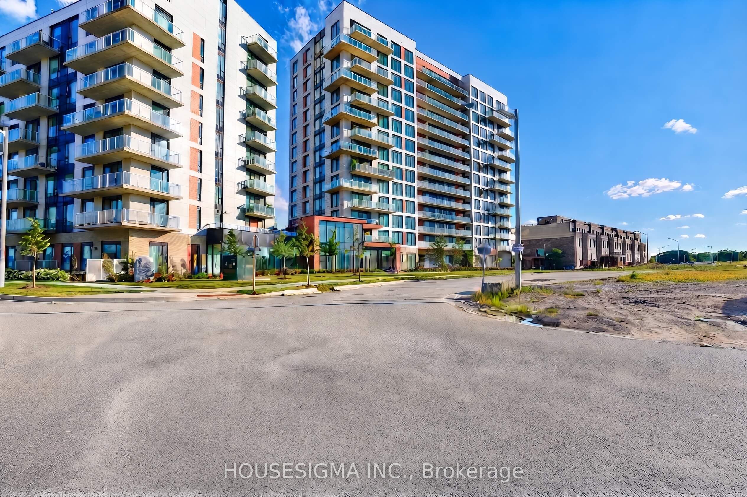 6 David Eyer Road 316, Richmond Hill, ON L4S 0N5 photo 2