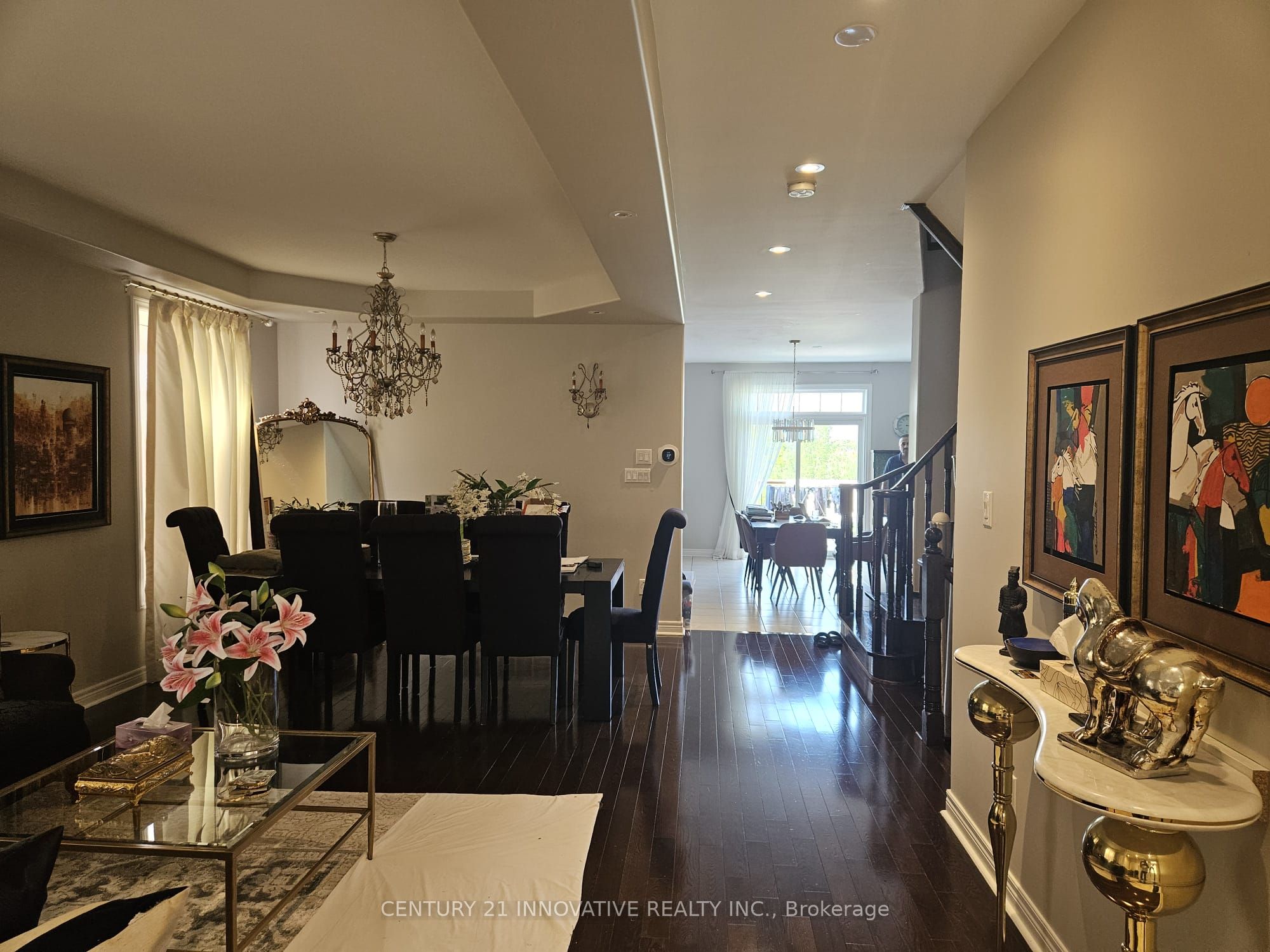 118 Santa Amato Crescent Upper, Vaughan, ON L4J 0G1 photo 2
