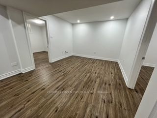 300 Woodspring Avenue BSMT, Newmarket, ON L3X 3B1 photo 4