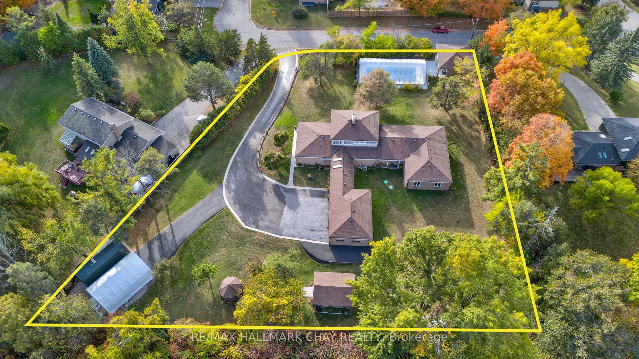 39 Highfield Crescent, Georgina, ON L4P 0M2 photo 2