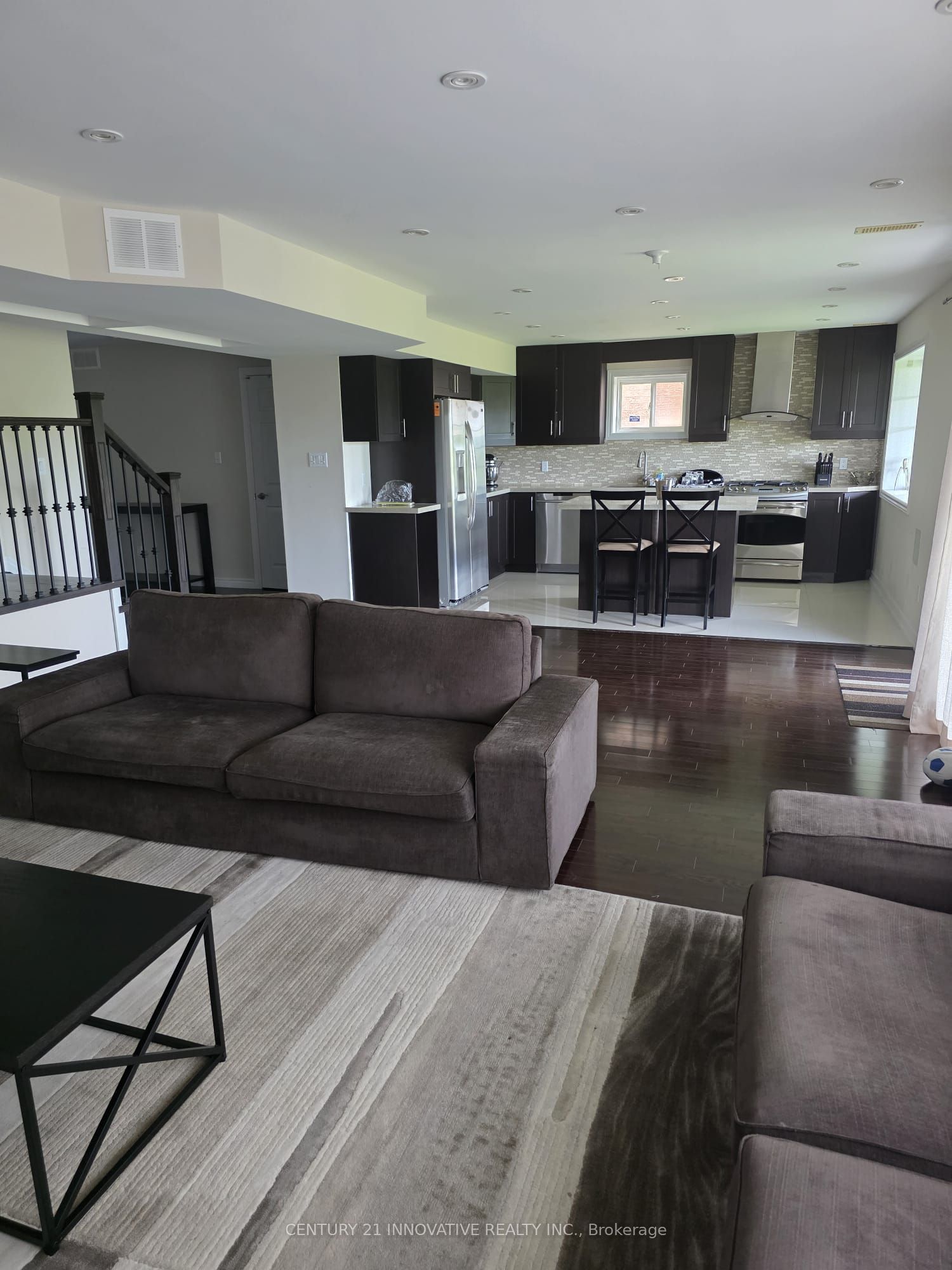118 Santa Amato Crescent Basement, Vaughan, ON L4J 0G1