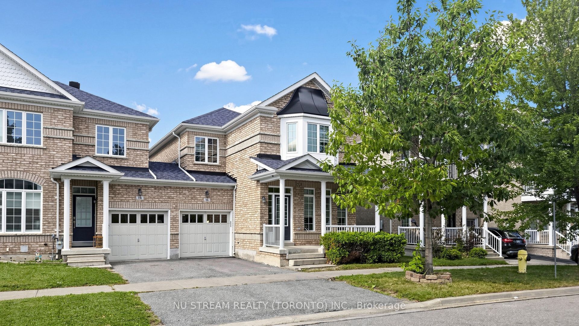 16 Radmore Place, Markham, ON L6B 0G7