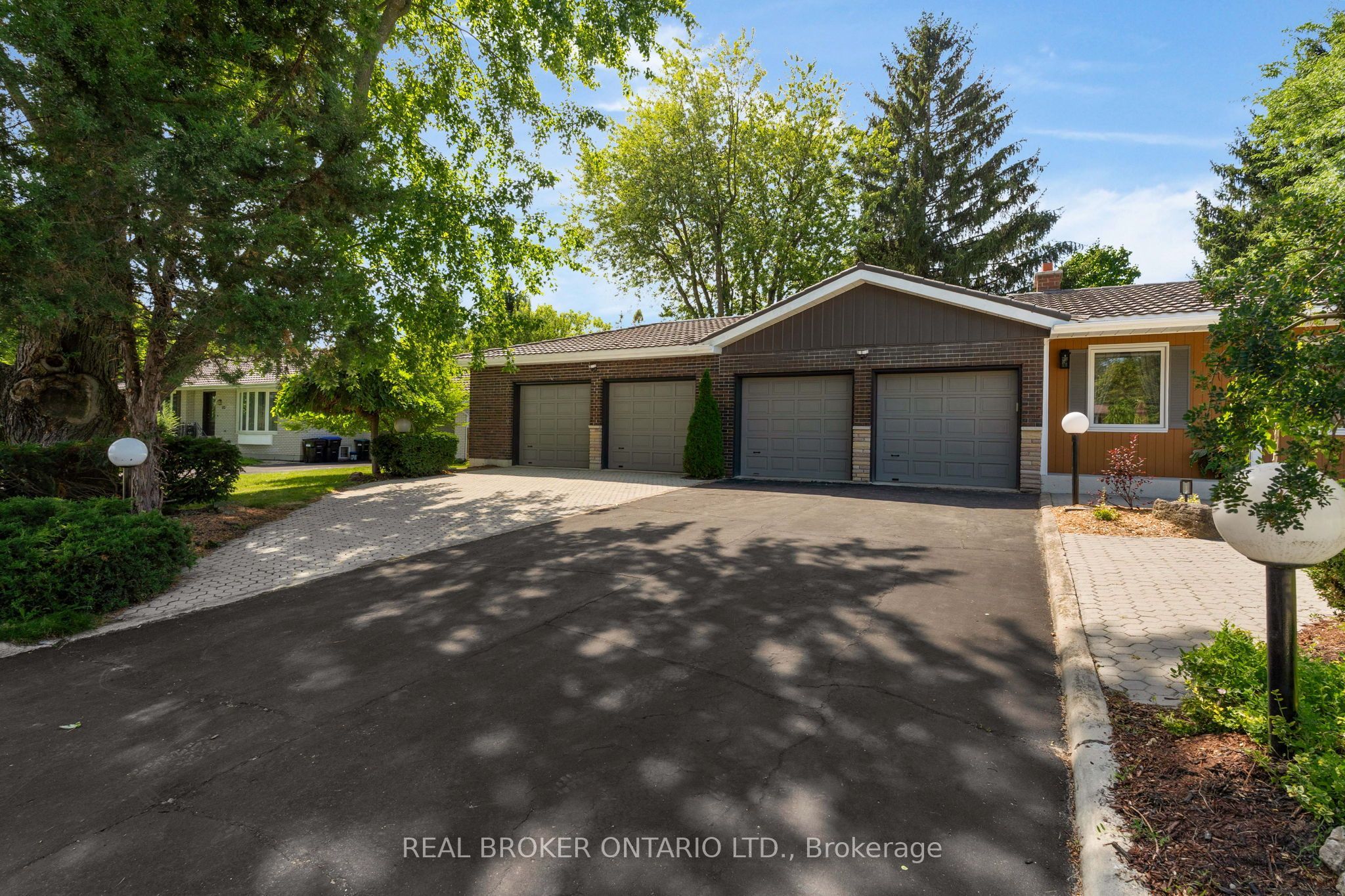 158 Church Street N, New Tecumseth, ON L9R 1M5 photo 2