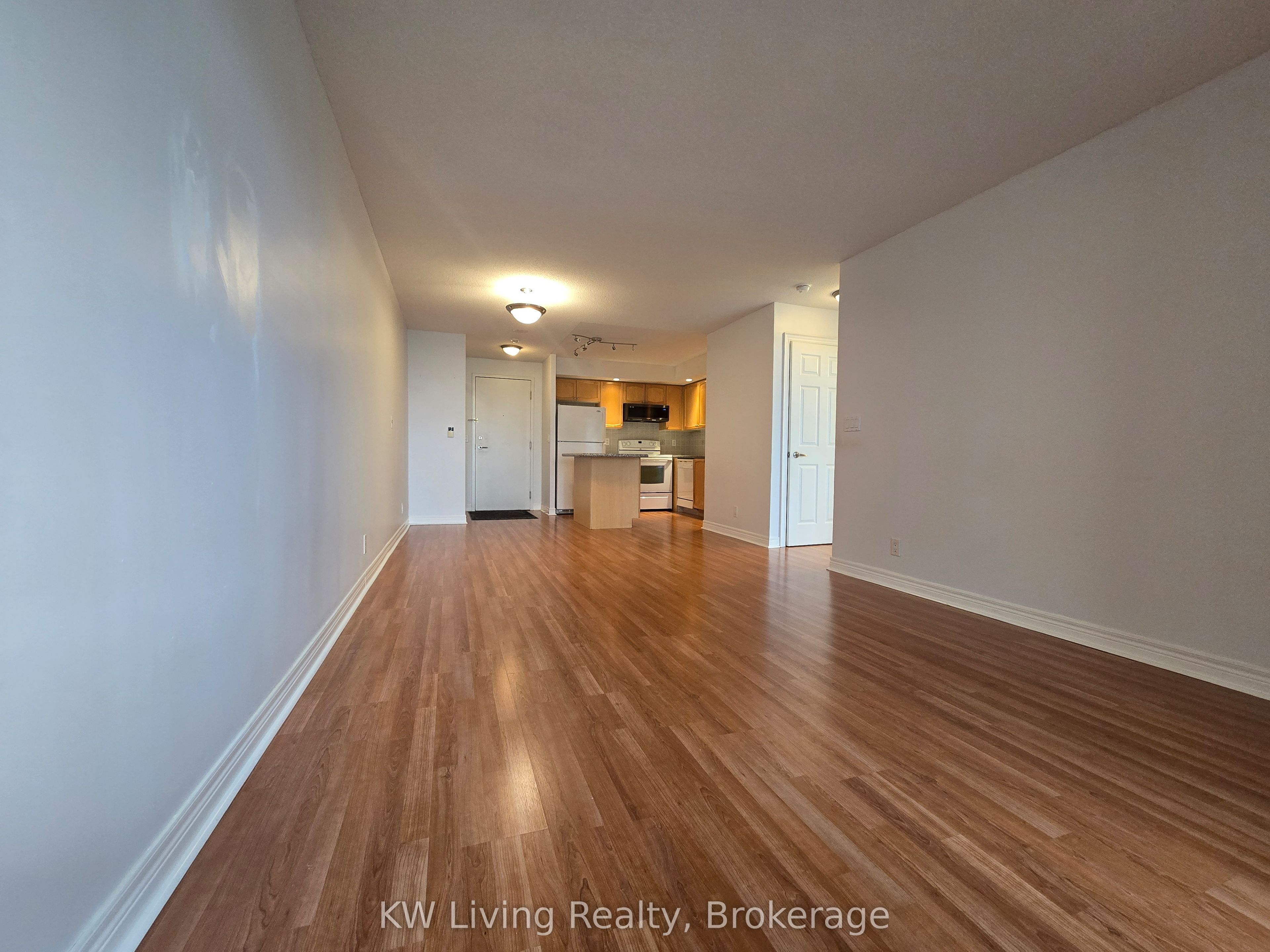 33 Cox Boulevard 701, Markham, ON L3R 8A6 photo 4