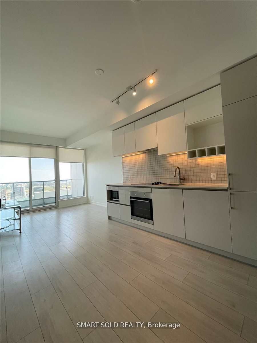 5 Buttermill Avenue 3205, Vaughan, ON L4K 0J5 photo 3