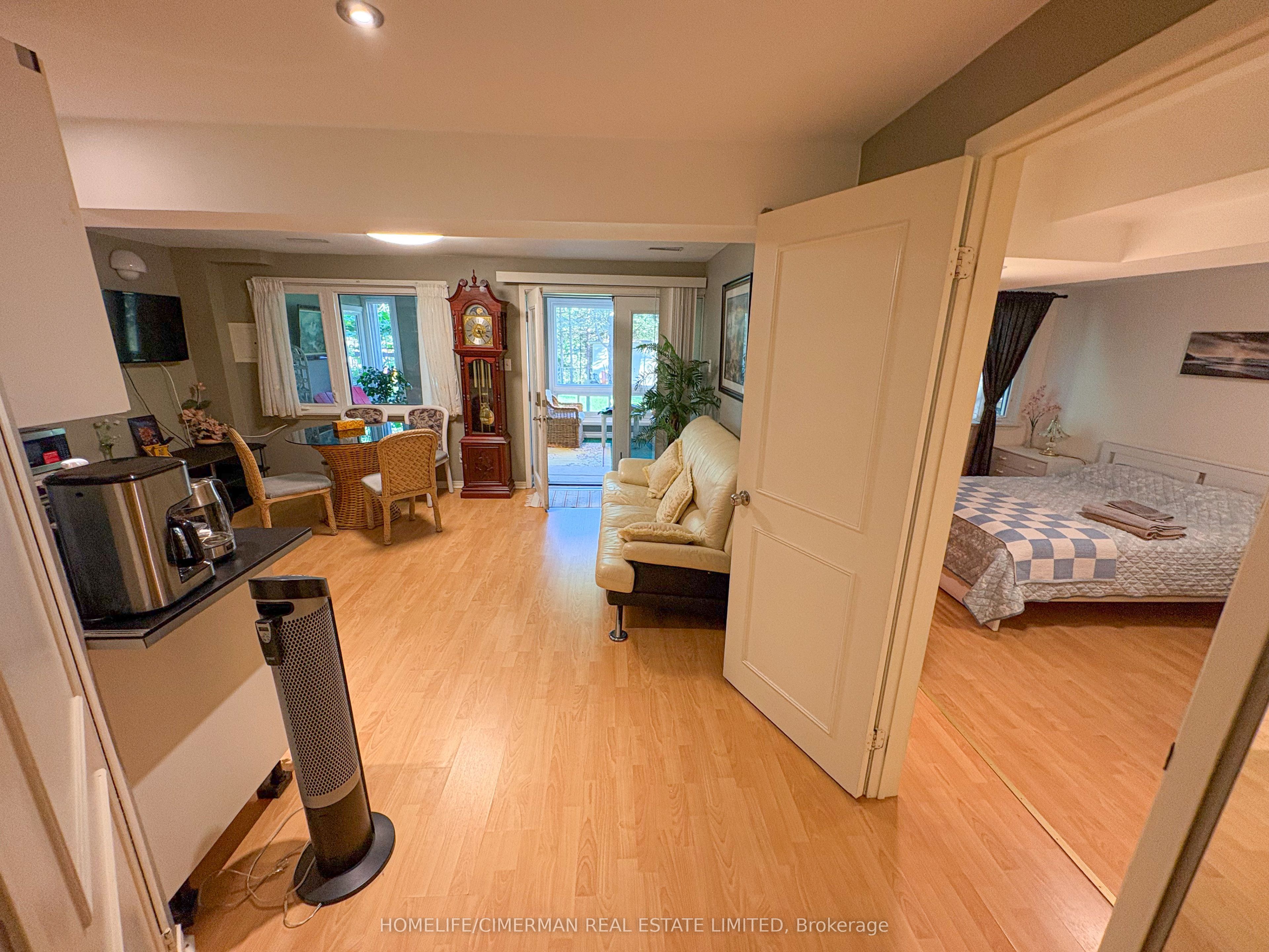 17 Breda Court, Richmond Hill, ON L4C 6E1 photo 4