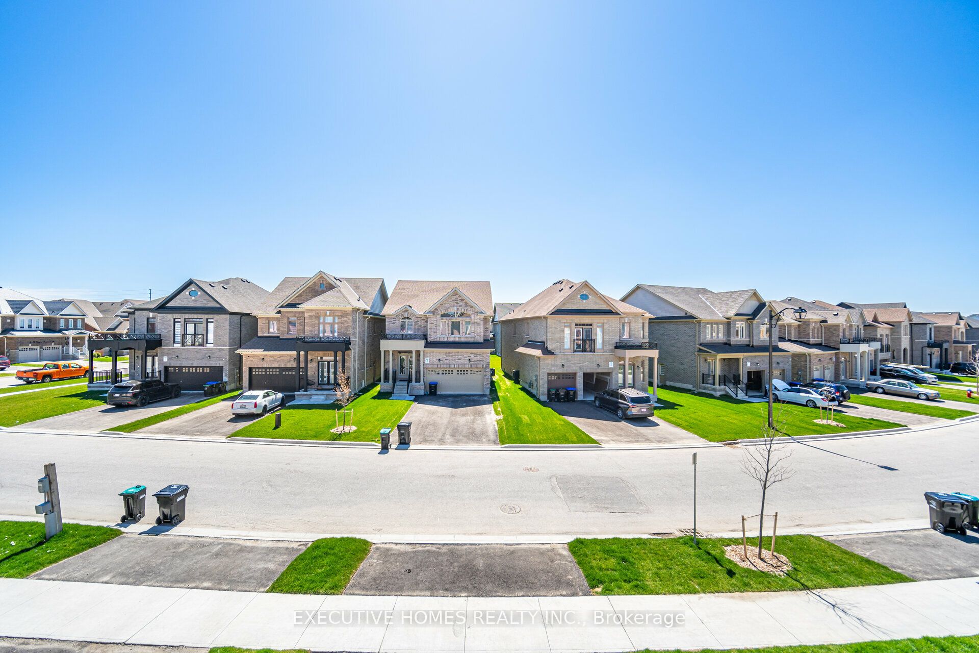 14 Mac Campbell Way, Bradford West Gwillimbury, ON L3Z 4M7 photo 4