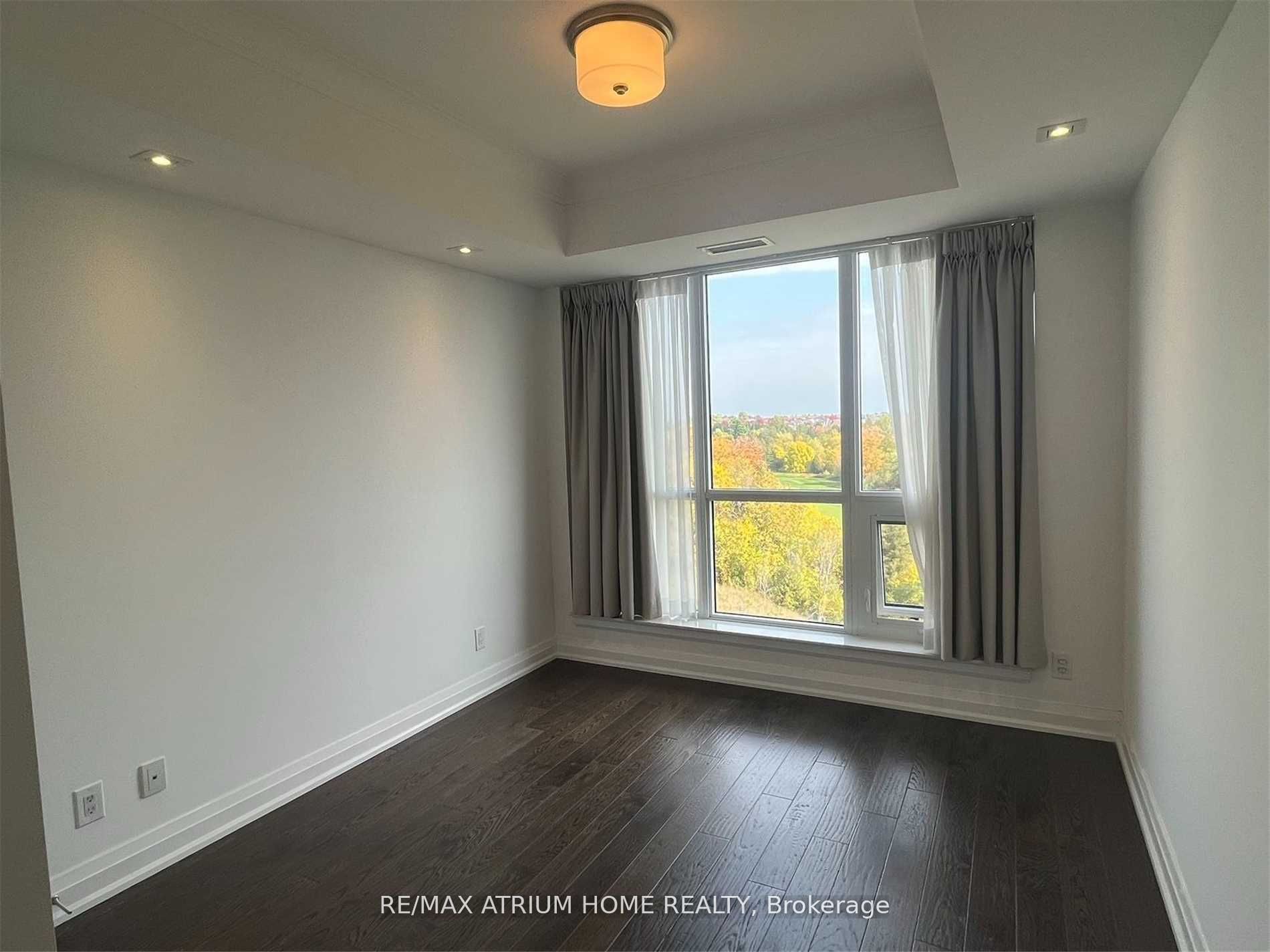 15 Stollery Pond Crescent 711, Markham, ON L6C 0Y4 photo 5