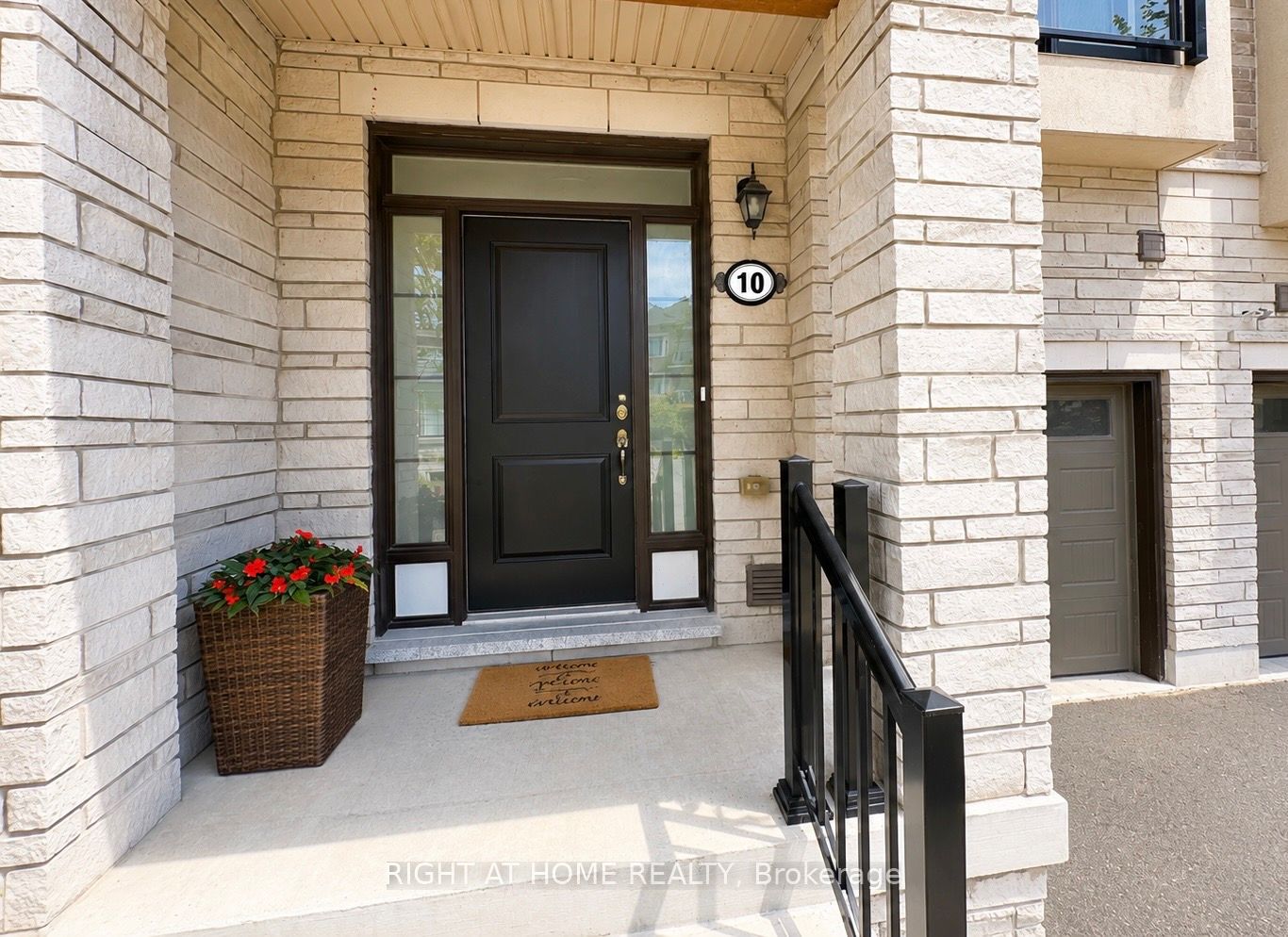 10 William Adams Lane, Richmond Hill, ON L4S 0L9 photo 2
