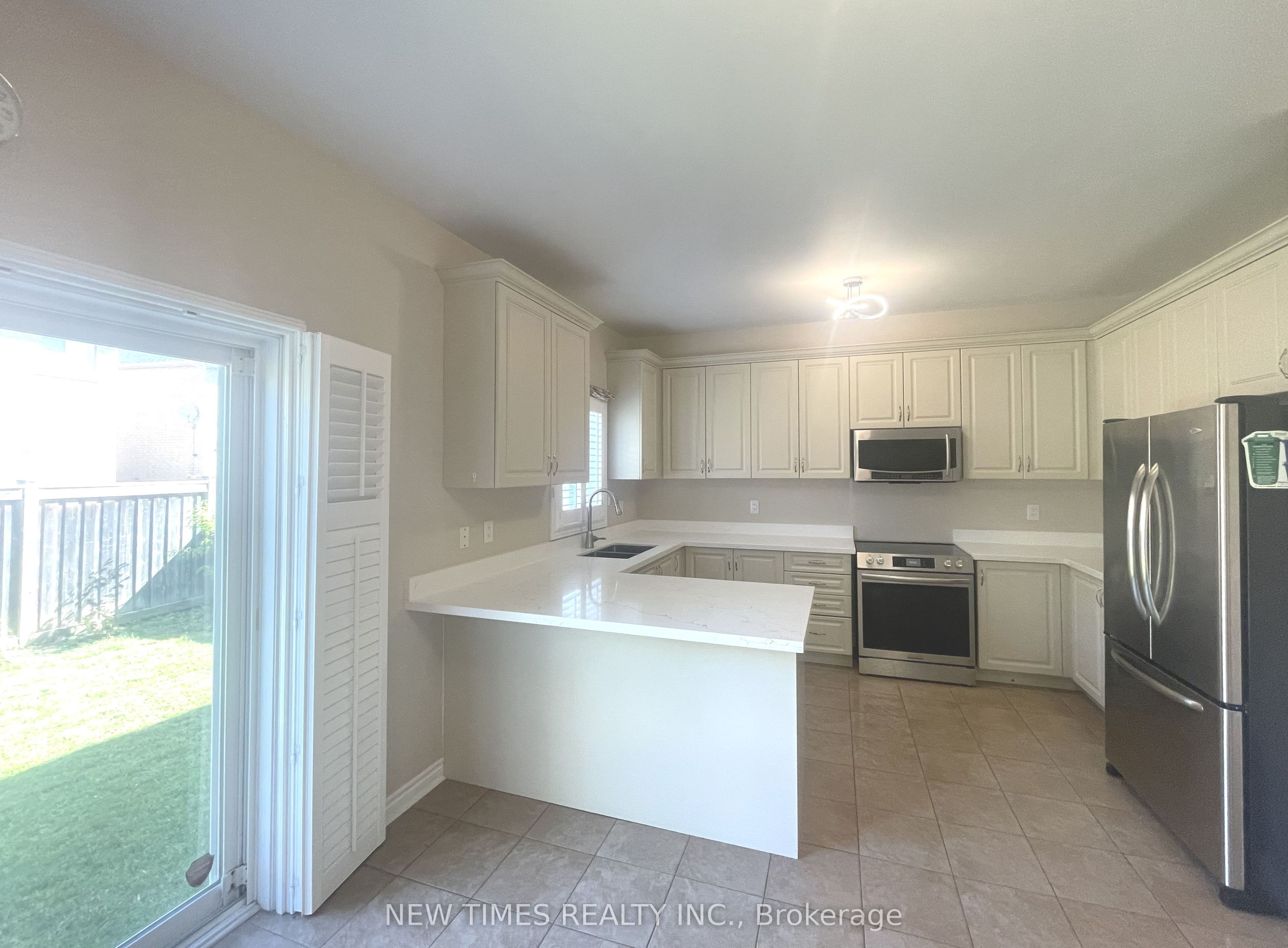 14 Bellini Avenue, Vaughan, ON L4H 3J1 photo 4