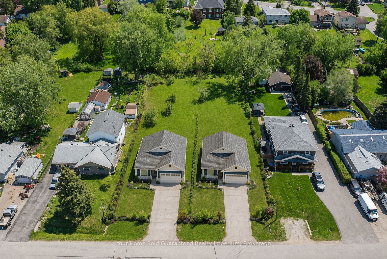 277-279 Annshiela Drive, Georgina, ON L4P 3A6 photo 2