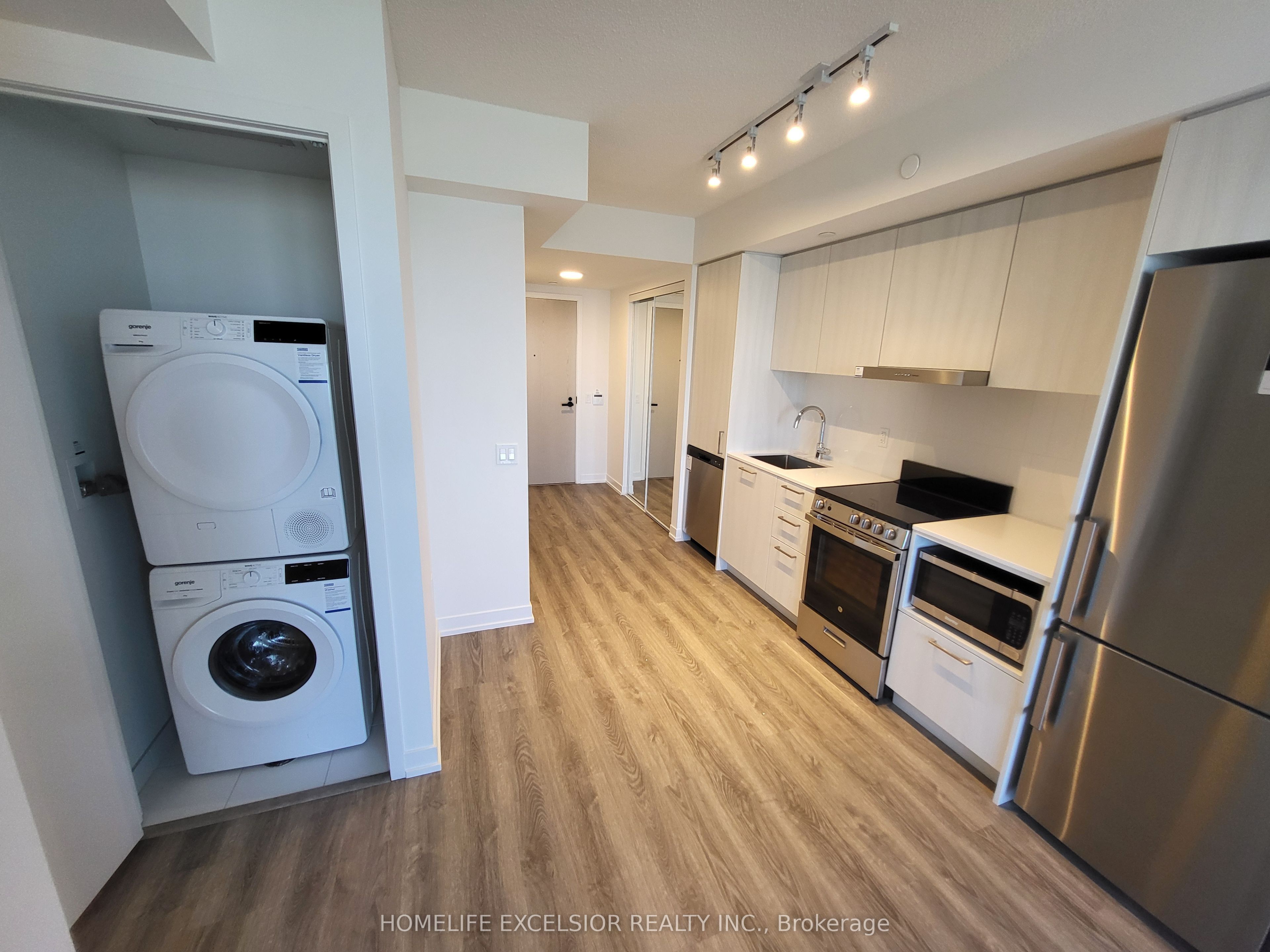 195 Commerce Street 2808, Vaughan, ON L4K 0P9 photo 5