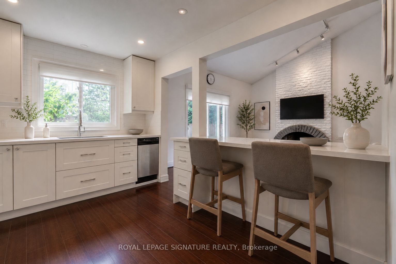 23 West Borough Street, Markham, ON L3T 4V6 photo 4