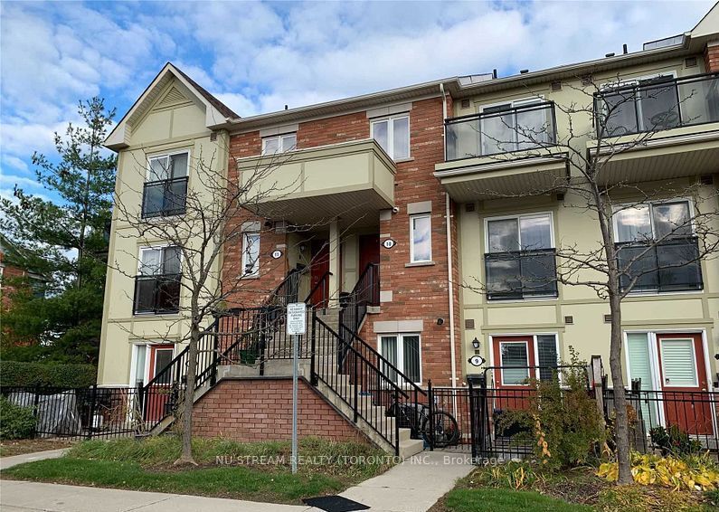 150 Chancery Road 10, Markham, ON L6E 0C1