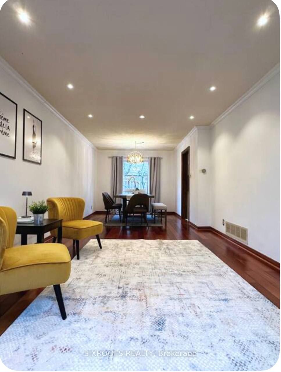 43 Eleanor Circle Main, Richmond Hill, ON L4C 6K6 photo 4