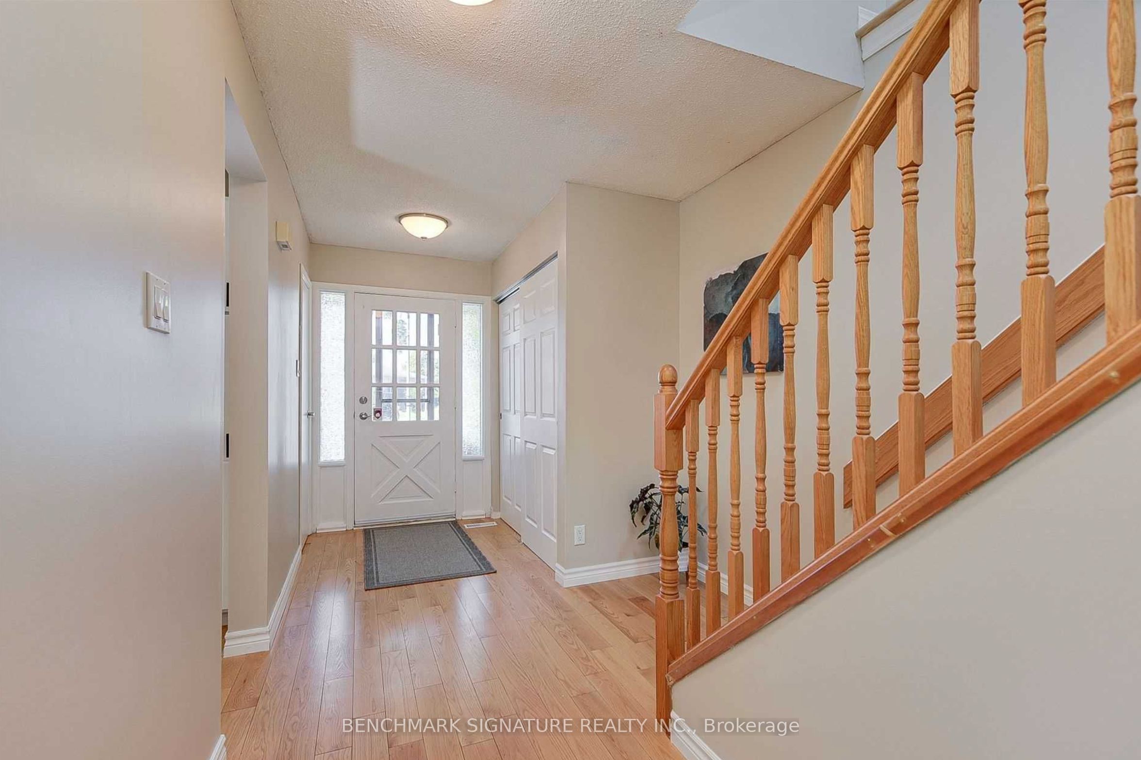 711 Leeder Court, Newmarket, ON L3Y 5A8 photo 5