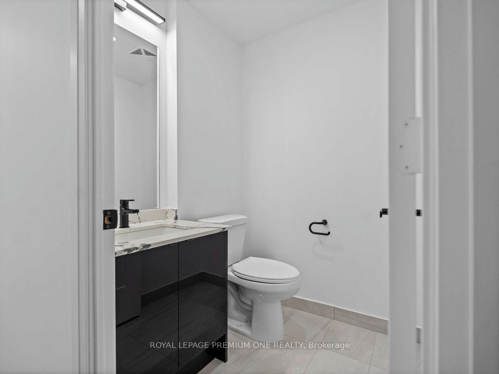9000 Jane Street 1520, Vaughan, ON L4K 2M9 photo 4