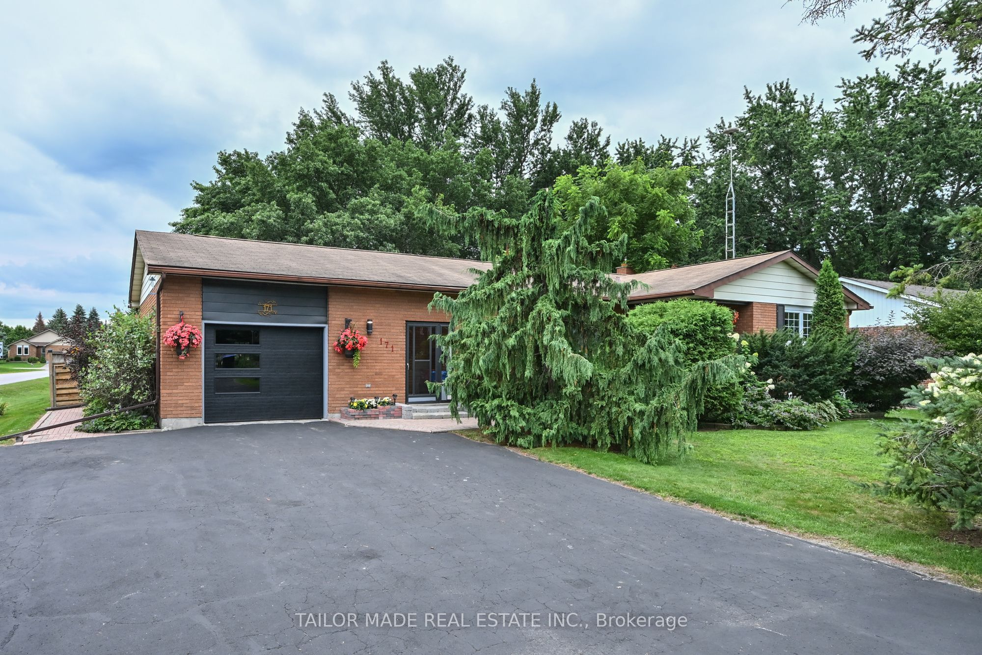 171 Murphy Road, Essa, ON L3W 0A2