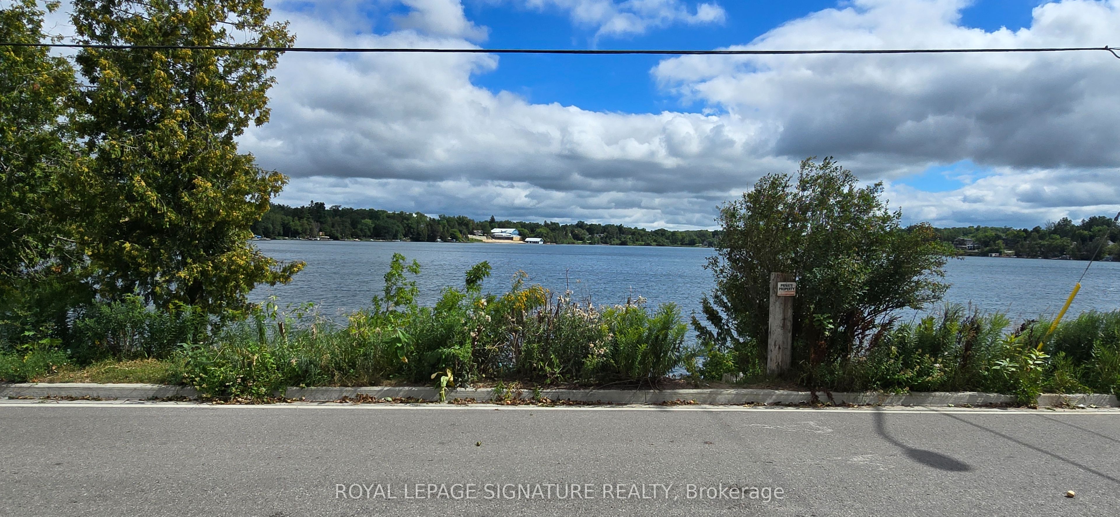 5749 Lakeshore Road 3, Whitchurch-Stouffville, ON L4A 2Z4 photo 2