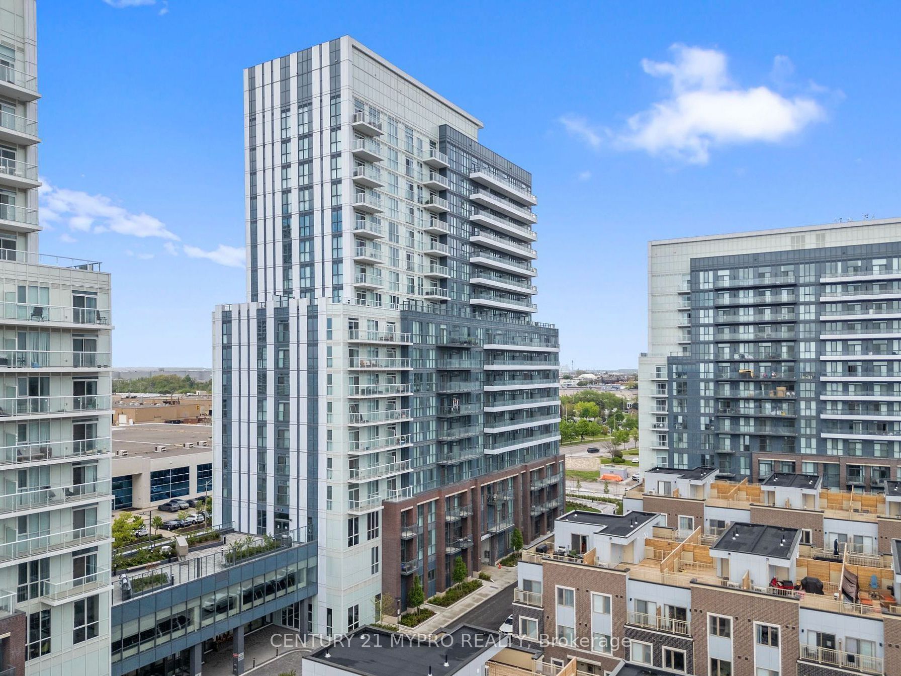 38 Honeycrisp Crescent 1021, Vaughan, ON L4K 0M8