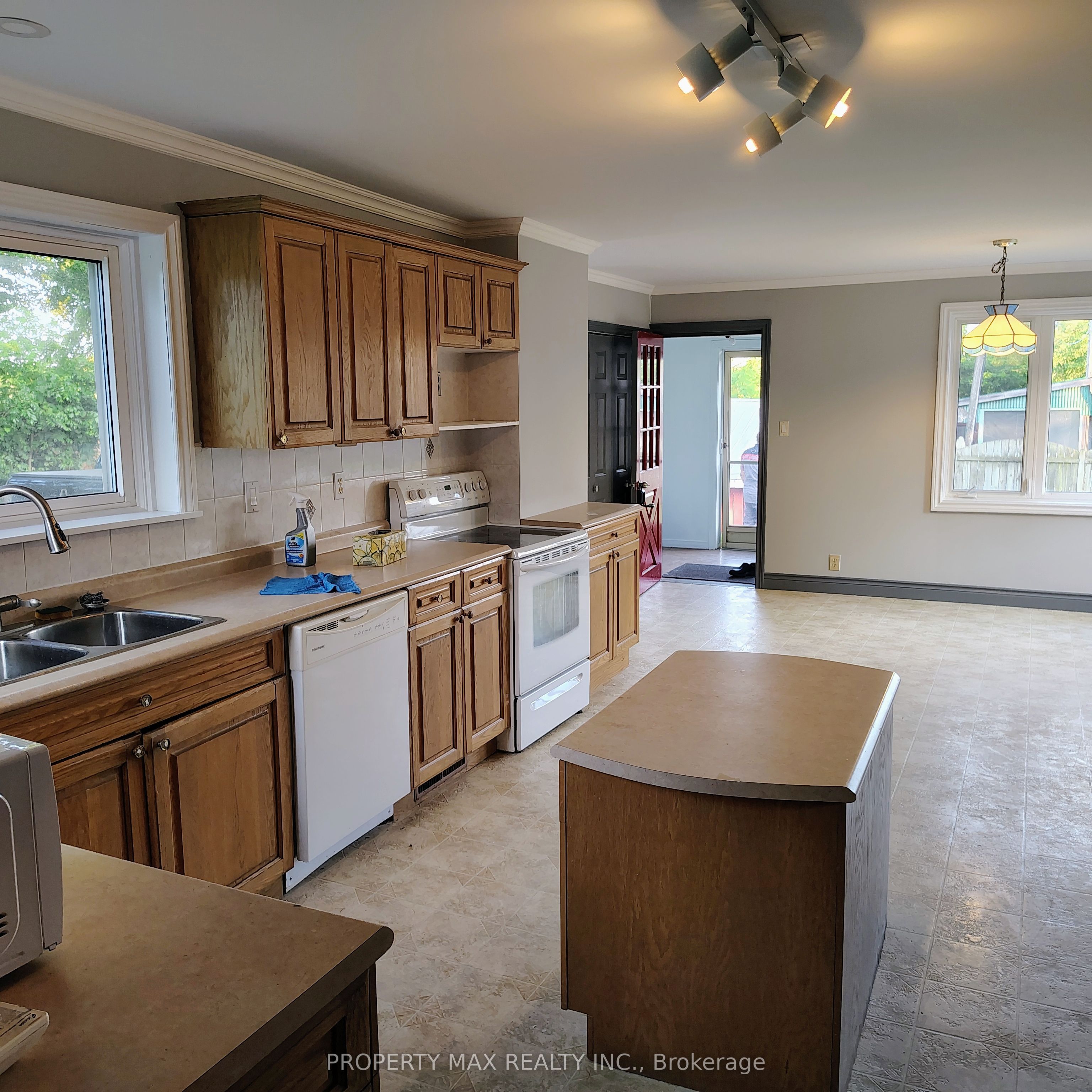 5363 Davis Drive, Whitchurch-Stouffville, ON L0G 1M0 photo 5