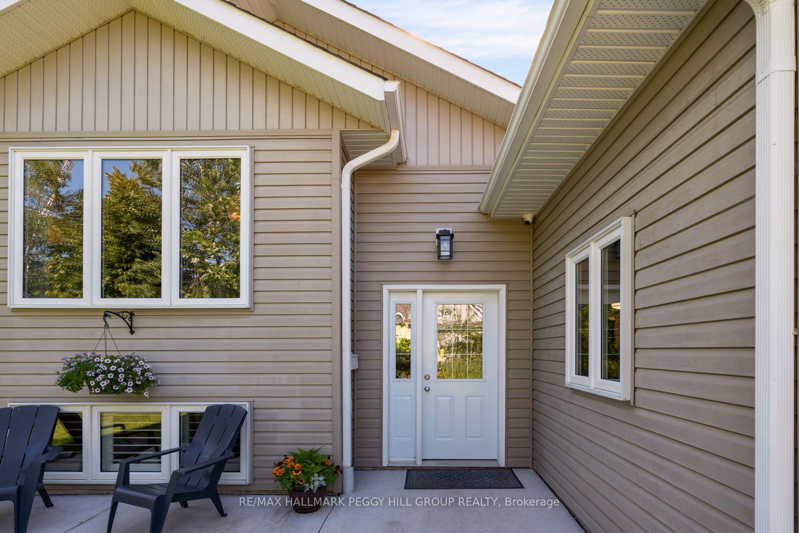 1680 Timmins Avenue, Innisfil, ON L9S 1S8 photo 2